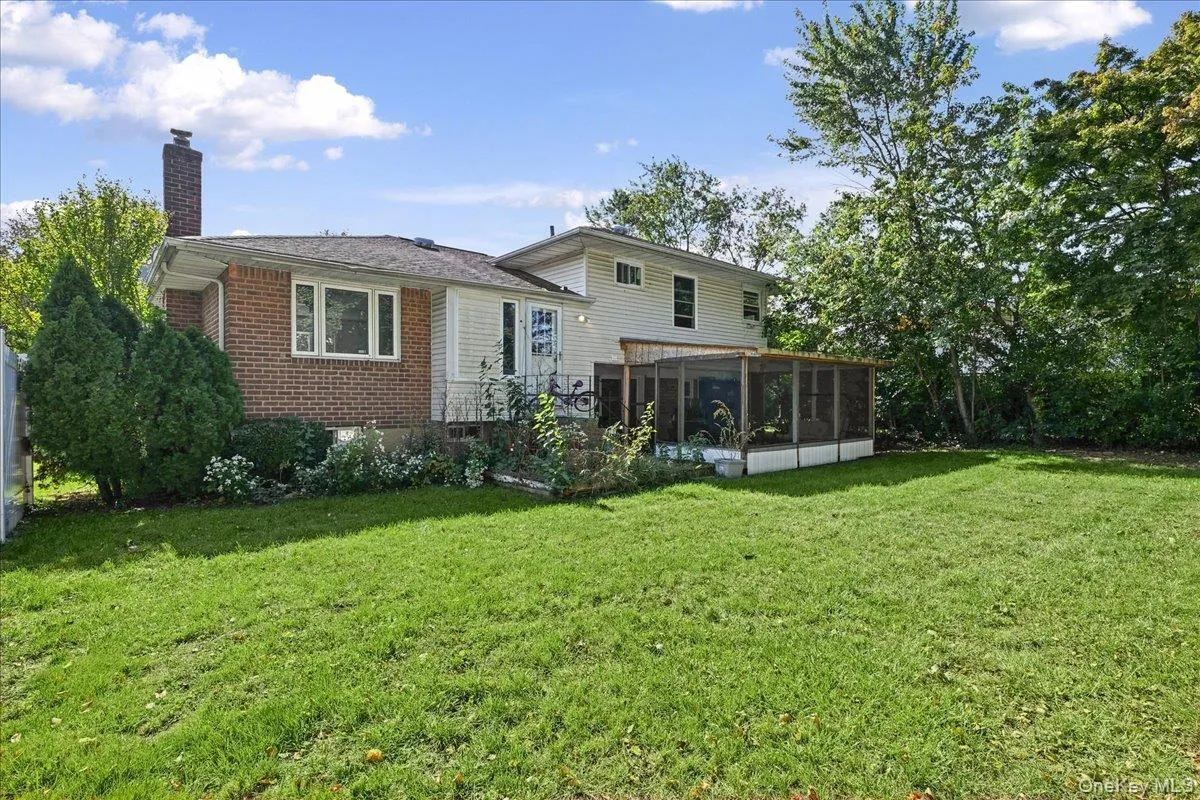 8 Evers Street, Oyster Bay, NY, 3 Bedrooms Bedrooms, 6 Rooms Rooms,2 BathroomsBathrooms,Residential,For Rent,Evers,0,1062477 8 Evers Street, Oyster Bay, NY, 3 Bedrooms Bedrooms, 6 Rooms Rooms,2 BathroomsBathrooms,Residential,For Rent,Evers,0,1062477