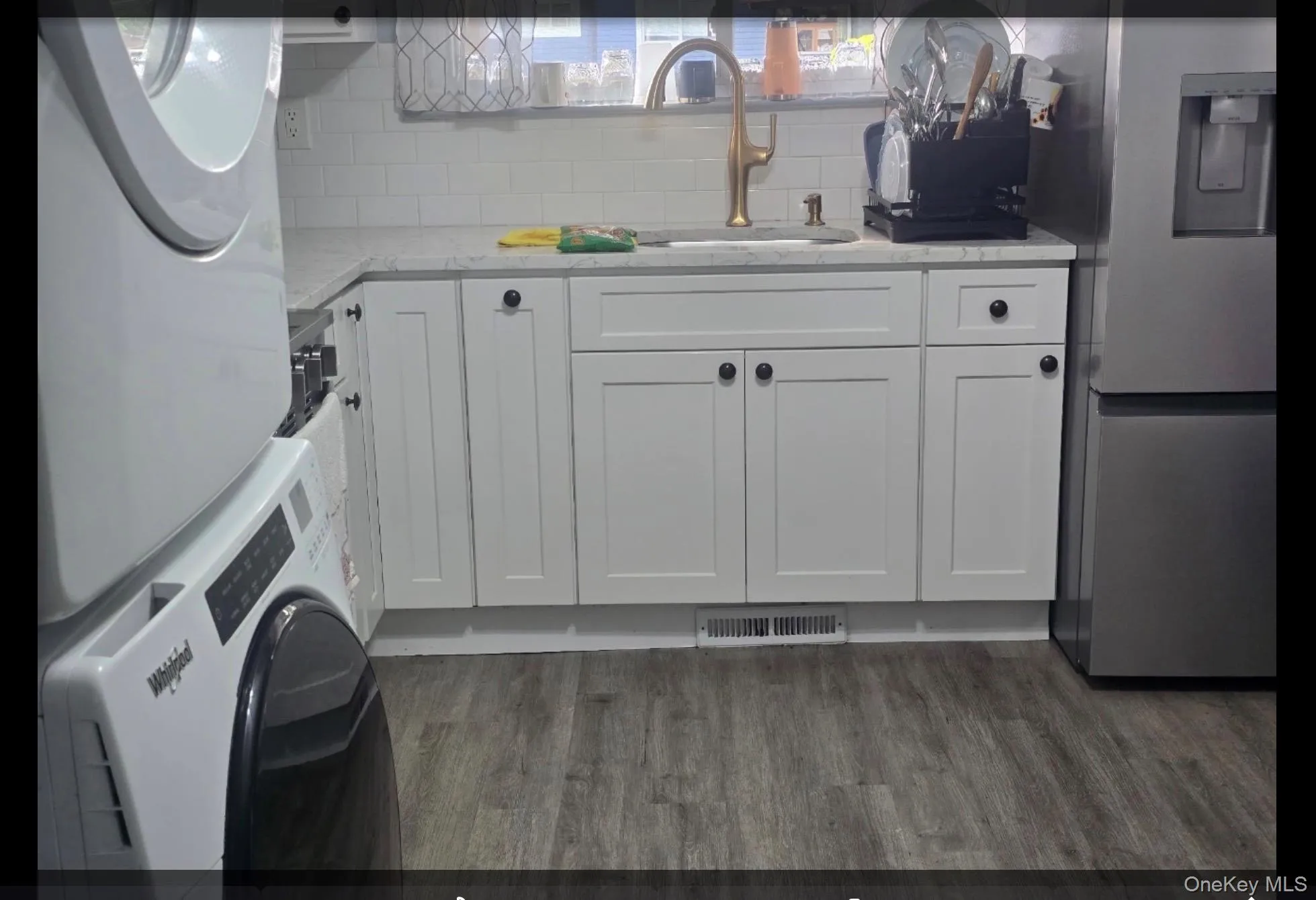 136 Front Avenue, Islip, NY, 7 Bedrooms Bedrooms, 11 Rooms Rooms,3 BathroomsBathrooms,Residential,For Rent,Front,0,1062480 136 Front Avenue, Islip, NY, 7 Bedrooms Bedrooms, 11 Rooms Rooms,3 BathroomsBathrooms,Residential,For Rent,Front,0,1062480