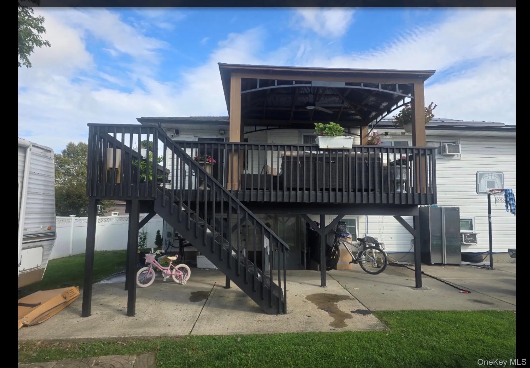 136 Front Avenue, Islip, NY, 7 Bedrooms Bedrooms, 11 Rooms Rooms,3 BathroomsBathrooms,Residential,For Rent,Front,0,1062480 136 Front Avenue, Islip, NY, 7 Bedrooms Bedrooms, 11 Rooms Rooms,3 BathroomsBathrooms,Residential,For Rent,Front,0,1062480