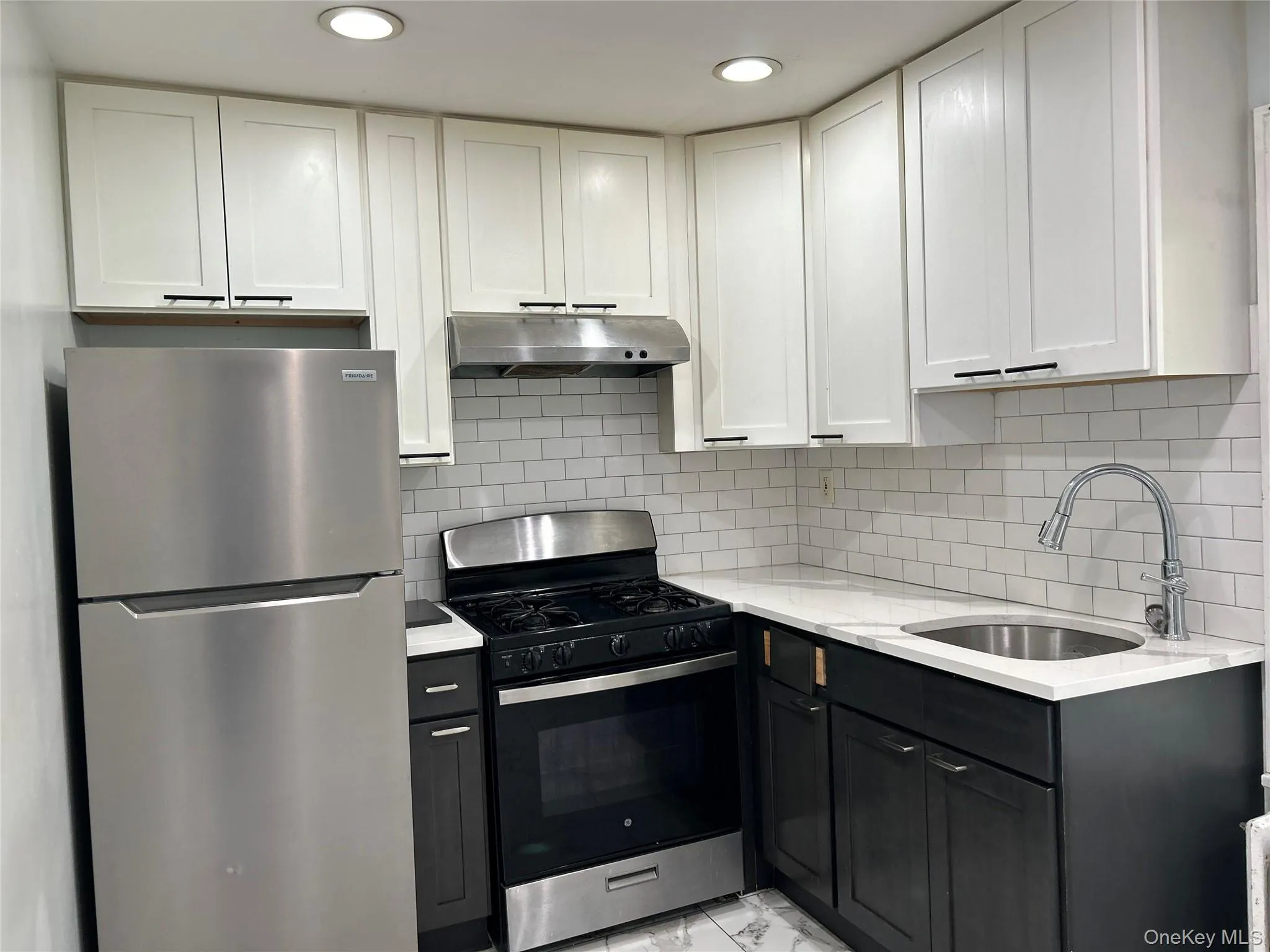68 Ramapo Road, Haverstraw, NY, 1 Bedroom Bedrooms, 3 Rooms Rooms,1 BathroomBathrooms,Residential Lease,For Rent,Ramapo,0,1062481 68 Ramapo Road, Haverstraw, NY, 1 Bedroom Bedrooms, 3 Rooms Rooms,1 BathroomBathrooms,Residential Lease,For Rent,Ramapo,0,1062481
