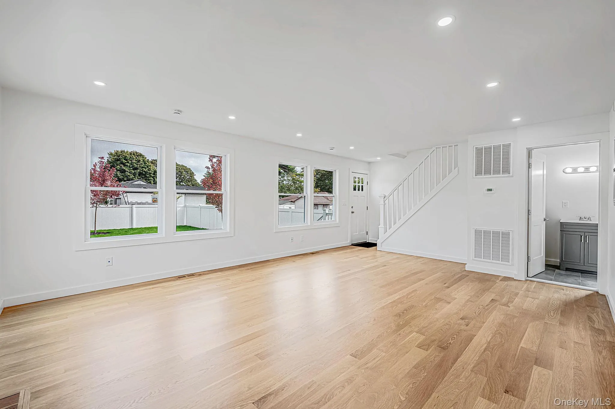 4 Lee Avenue, Islip, NY, 3 Bedrooms Bedrooms, 8 Rooms Rooms,2 BathroomsBathrooms,Residential,For Rent,Lee,0,1062484 4 Lee Avenue, Islip, NY, 3 Bedrooms Bedrooms, 8 Rooms Rooms,2 BathroomsBathrooms,Residential,For Rent,Lee,0,1062484
