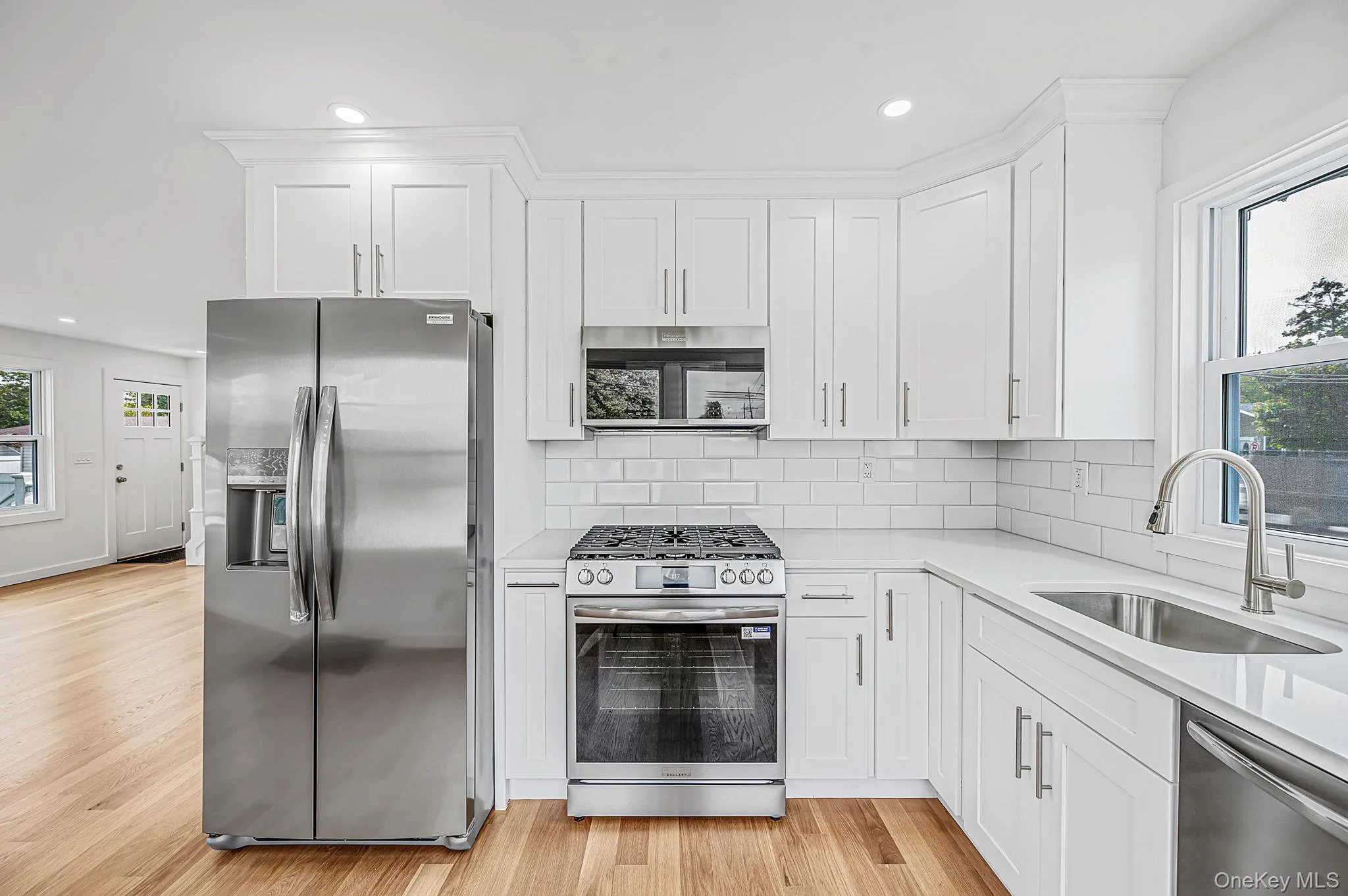 4 Lee Avenue, Islip, NY, 3 Bedrooms Bedrooms, 8 Rooms Rooms,2 BathroomsBathrooms,Residential,For Rent,Lee,0,1062484 4 Lee Avenue, Islip, NY, 3 Bedrooms Bedrooms, 8 Rooms Rooms,2 BathroomsBathrooms,Residential,For Rent,Lee,0,1062484