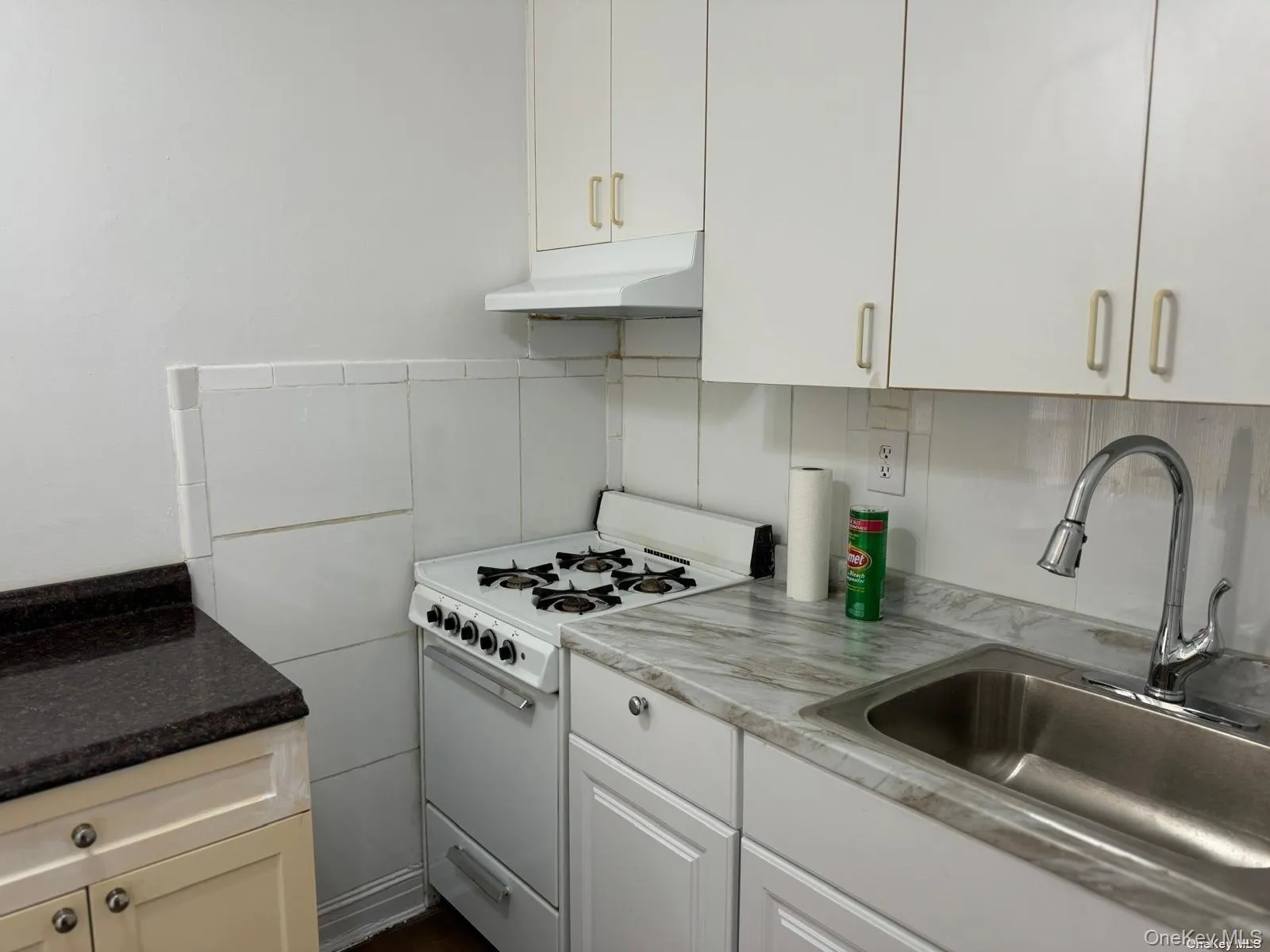 83-80 118th Street, New York, NY, 3 Room Rooms,1 BathroomBathrooms,Residential Lease,For Rent,118th,0,1062493 83-80 118th Street, New York, NY, 3 Room Rooms,1 BathroomBathrooms,Residential Lease,For Rent,118th,0,1062493