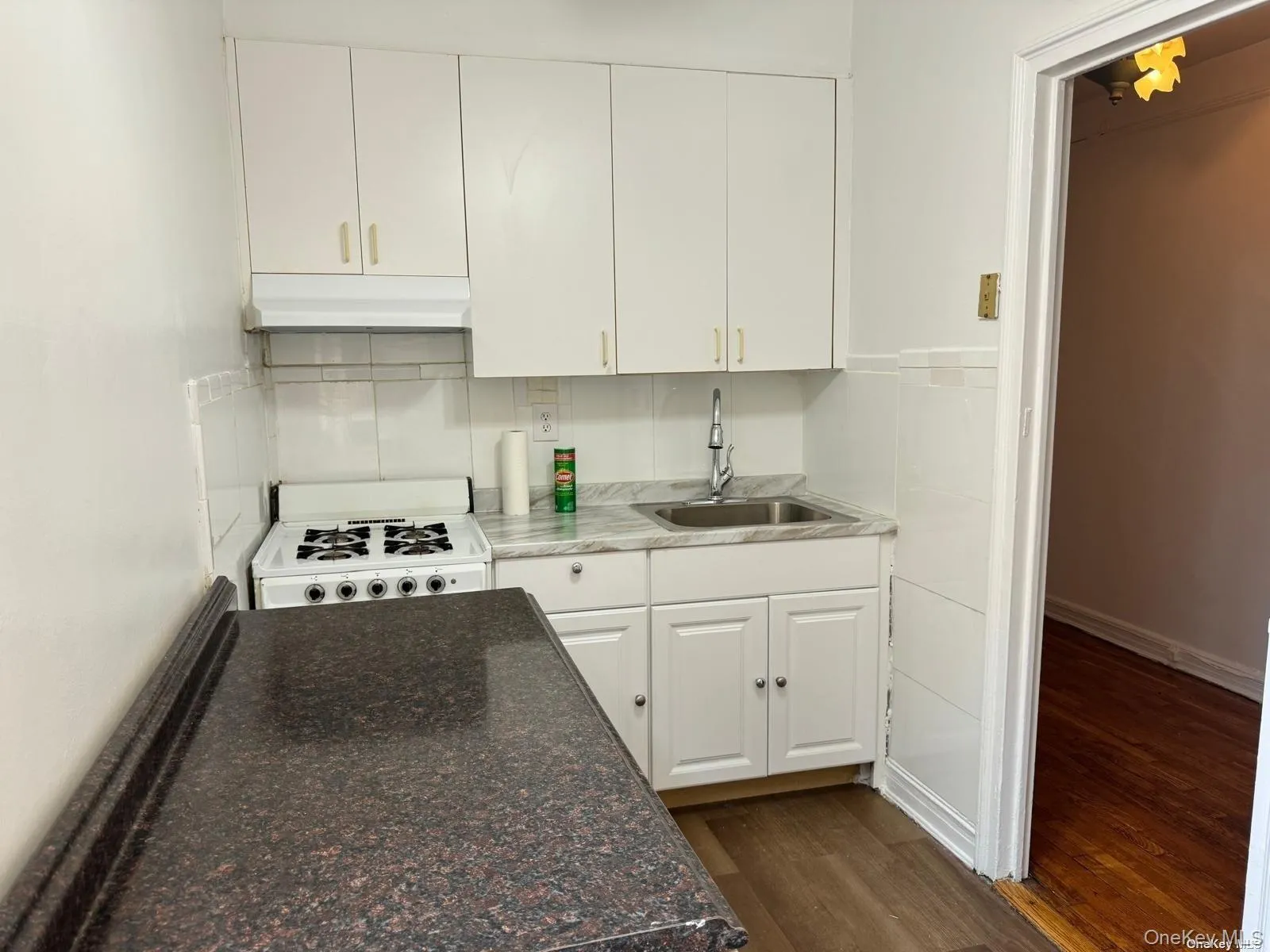 83-80 118th Street, New York, NY, 3 Room Rooms,1 BathroomBathrooms,Residential Lease,For Rent,118th,0,1062493 83-80 118th Street, New York, NY, 3 Room Rooms,1 BathroomBathrooms,Residential Lease,For Rent,118th,0,1062493