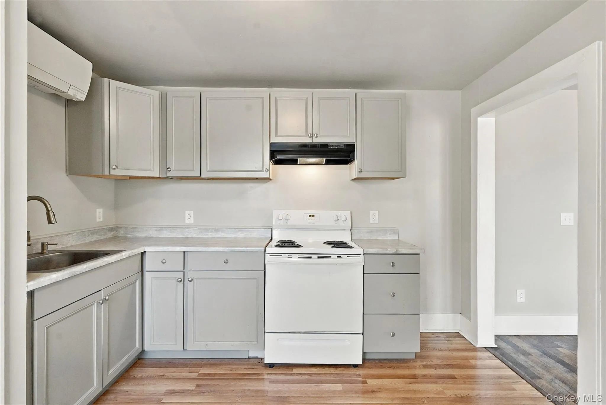 89 Main St, New Paltz, NY, 3 Bedrooms Bedrooms, ,1 BathroomBathrooms,Residential Lease,For Rent,Main St,0,1062508 89 Main St, New Paltz, NY, 3 Bedrooms Bedrooms, ,1 BathroomBathrooms,Residential Lease,For Rent,Main St,0,1062508