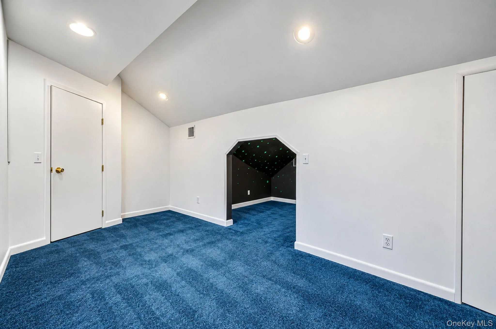 71 Buckley Road, Brookhaven, NY, 3 Bedrooms Bedrooms, 11 Rooms Rooms,2 BathroomsBathrooms,Residential,For Rent,Buckley,0,1062510 71 Buckley Road, Brookhaven, NY, 3 Bedrooms Bedrooms, 11 Rooms Rooms,2 BathroomsBathrooms,Residential,For Rent,Buckley,0,1062510