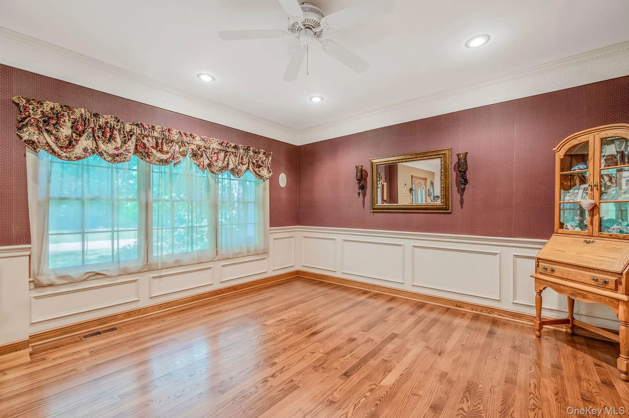 71 Buckley Road, Brookhaven, NY, 3 Bedrooms Bedrooms, 11 Rooms Rooms,2 BathroomsBathrooms,Residential,For Rent,Buckley,0,1062510 71 Buckley Road, Brookhaven, NY, 3 Bedrooms Bedrooms, 11 Rooms Rooms,2 BathroomsBathrooms,Residential,For Rent,Buckley,0,1062510