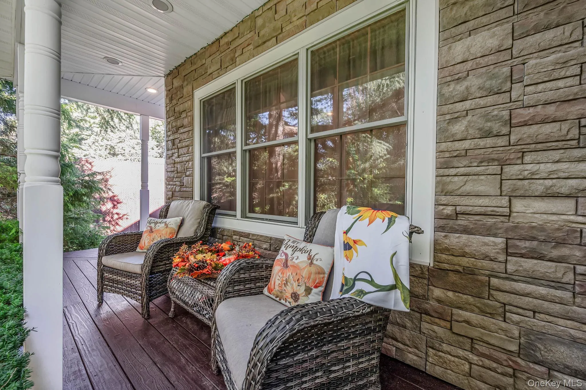71 Buckley Road, Brookhaven, NY, 3 Bedrooms Bedrooms, 11 Rooms Rooms,2 BathroomsBathrooms,Residential,For Rent,Buckley,0,1062510 71 Buckley Road, Brookhaven, NY, 3 Bedrooms Bedrooms, 11 Rooms Rooms,2 BathroomsBathrooms,Residential,For Rent,Buckley,0,1062510