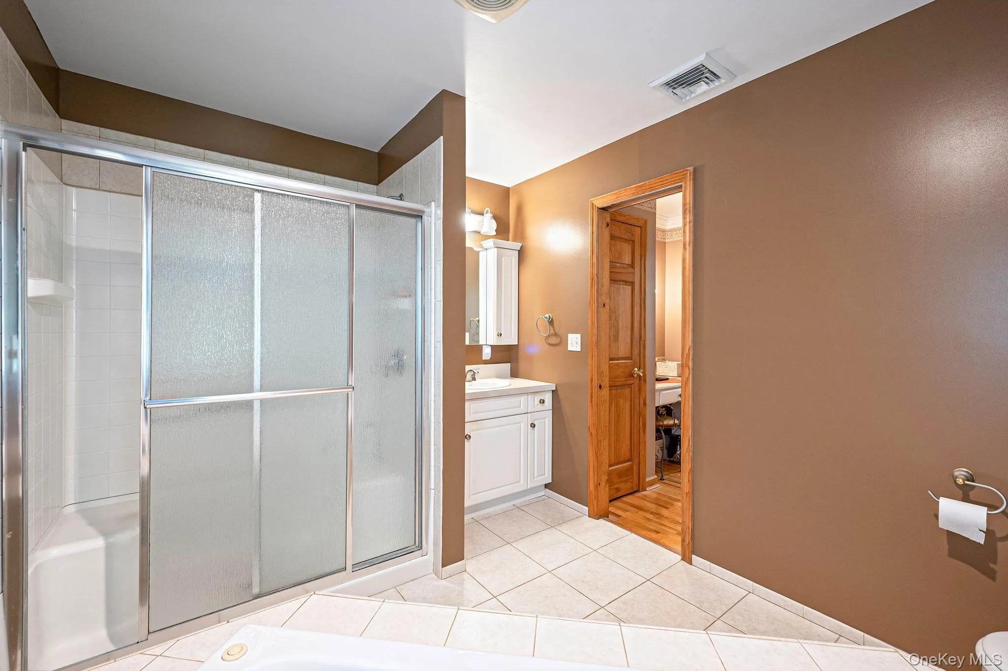 71 Buckley Road, Brookhaven, NY, 3 Bedrooms Bedrooms, 11 Rooms Rooms,2 BathroomsBathrooms,Residential,For Rent,Buckley,0,1062510 71 Buckley Road, Brookhaven, NY, 3 Bedrooms Bedrooms, 11 Rooms Rooms,2 BathroomsBathrooms,Residential,For Rent,Buckley,0,1062510