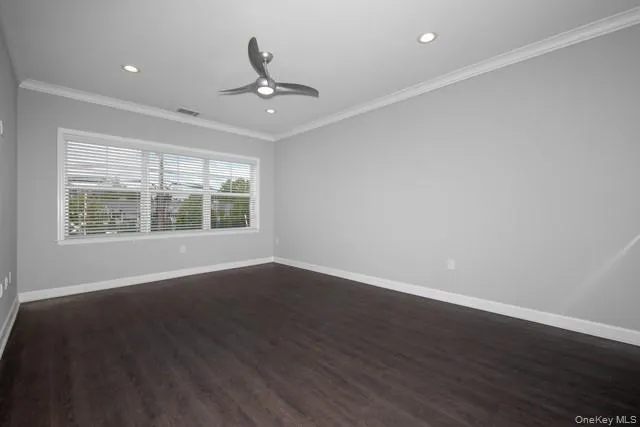 148 South front Street, Oyster Bay, NY, 1 Bedroom Bedrooms, 4 Room Rooms,1 BathroomBathrooms,Residential Lease,For Rent,South front,0,1062517 148 South front Street, Oyster Bay, NY, 1 Bedroom Bedrooms, 4 Room Rooms,1 BathroomBathrooms,Residential Lease,For Rent,South front,0,1062517