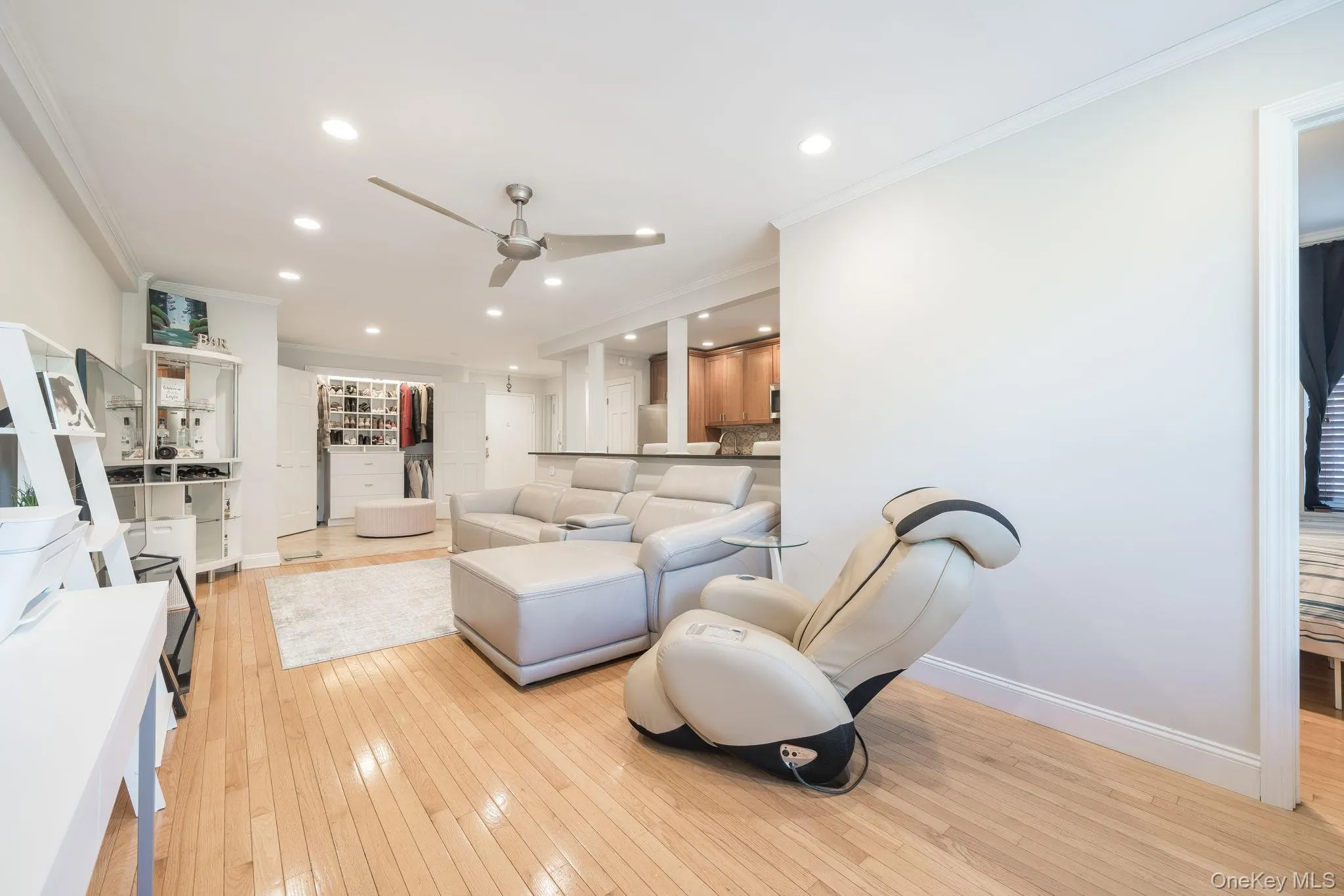 209-15 18th Avenue, New York, NY, 1 Bedroom Bedrooms, 3 Rooms Rooms,1 BathroomBathrooms,Residential,For Rent,18th,0,1062520 209-15 18th Avenue, New York, NY, 1 Bedroom Bedrooms, 3 Rooms Rooms,1 BathroomBathrooms,Residential,For Rent,18th,0,1062520