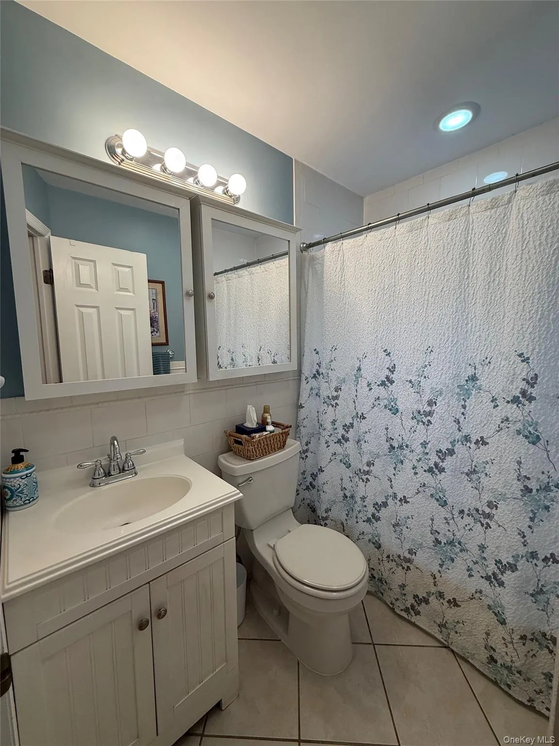 13 Gerald Avenue, Oyster Bay, NY, 4 Bedrooms Bedrooms, 6 Rooms Rooms,1 BathroomBathrooms,Residential Lease,For Rent,Gerald,0,1062521 13 Gerald Avenue, Oyster Bay, NY, 4 Bedrooms Bedrooms, 6 Rooms Rooms,1 BathroomBathrooms,Residential Lease,For Rent,Gerald,0,1062521