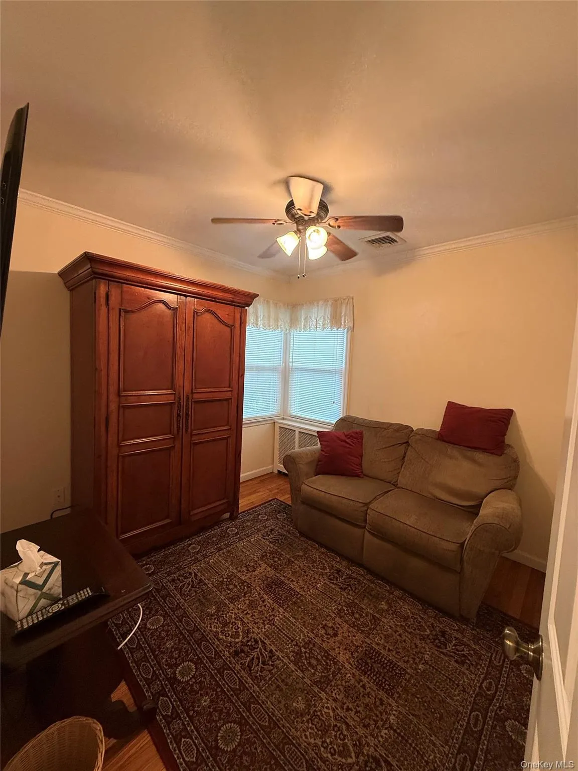 13 Gerald Avenue, Oyster Bay, NY, 4 Bedrooms Bedrooms, 6 Rooms Rooms,1 BathroomBathrooms,Residential Lease,For Rent,Gerald,0,1062521 13 Gerald Avenue, Oyster Bay, NY, 4 Bedrooms Bedrooms, 6 Rooms Rooms,1 BathroomBathrooms,Residential Lease,For Rent,Gerald,0,1062521