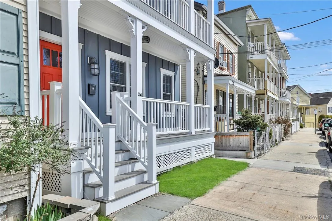 Curb appeal for days Curb appeal for days
