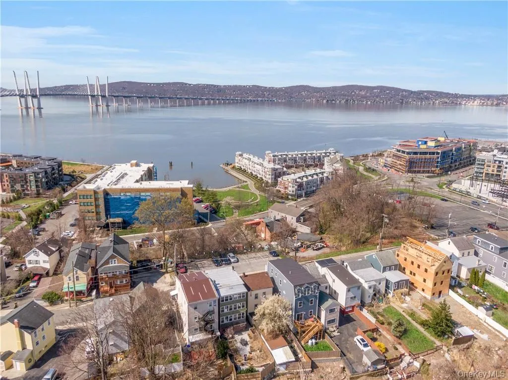 and Edge on Hudson luxury community with shops and Edge on Hudson luxury community with shops