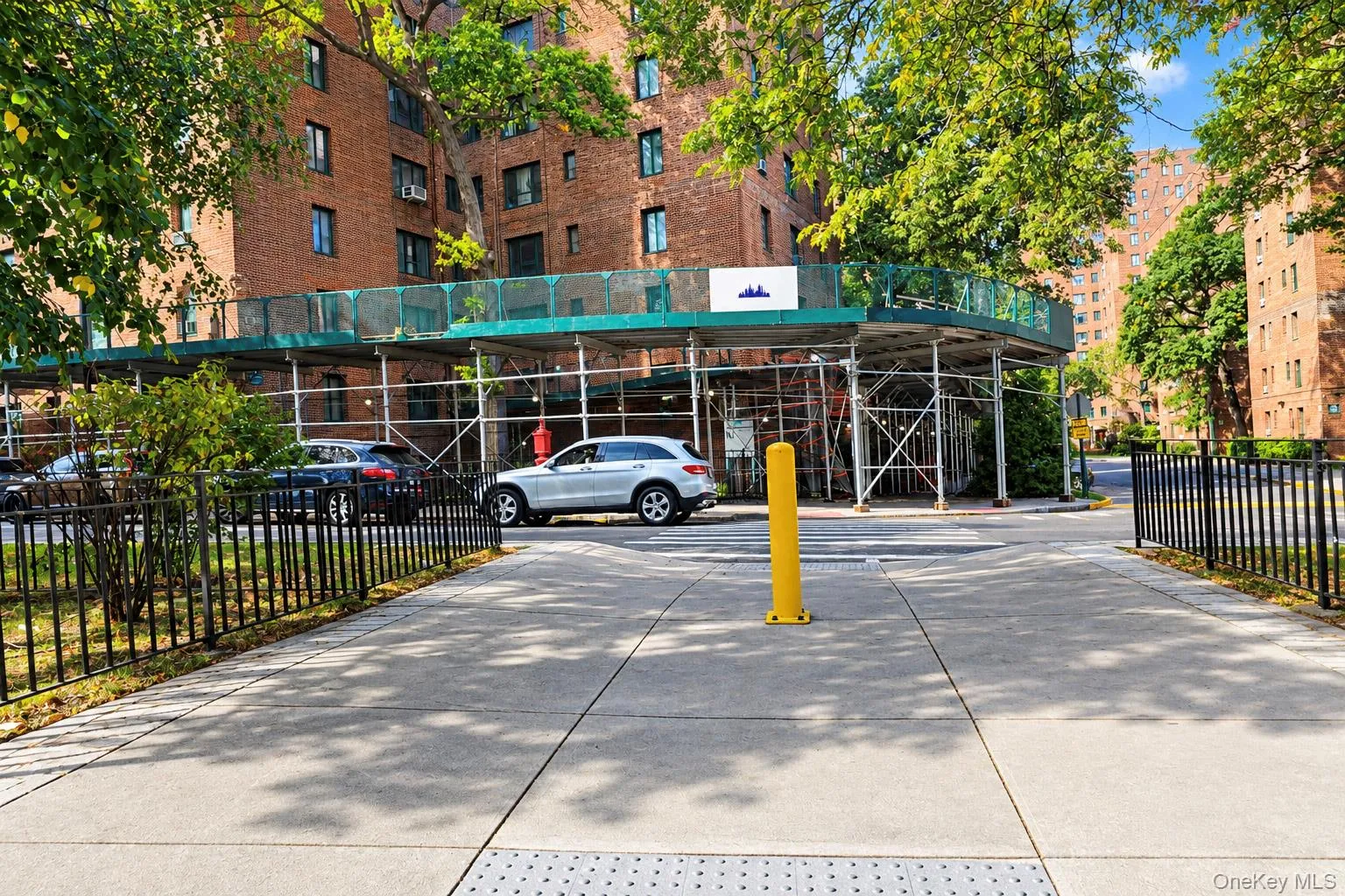 1514 Metropolitan Avenue, New York, NY, 1 Bedroom Bedrooms, 4 Rooms Rooms,1 BathroomBathrooms,Residential,For Rent,Metropolitan,0,1062527 1514 Metropolitan Avenue, New York, NY, 1 Bedroom Bedrooms, 4 Rooms Rooms,1 BathroomBathrooms,Residential,For Rent,Metropolitan,0,1062527