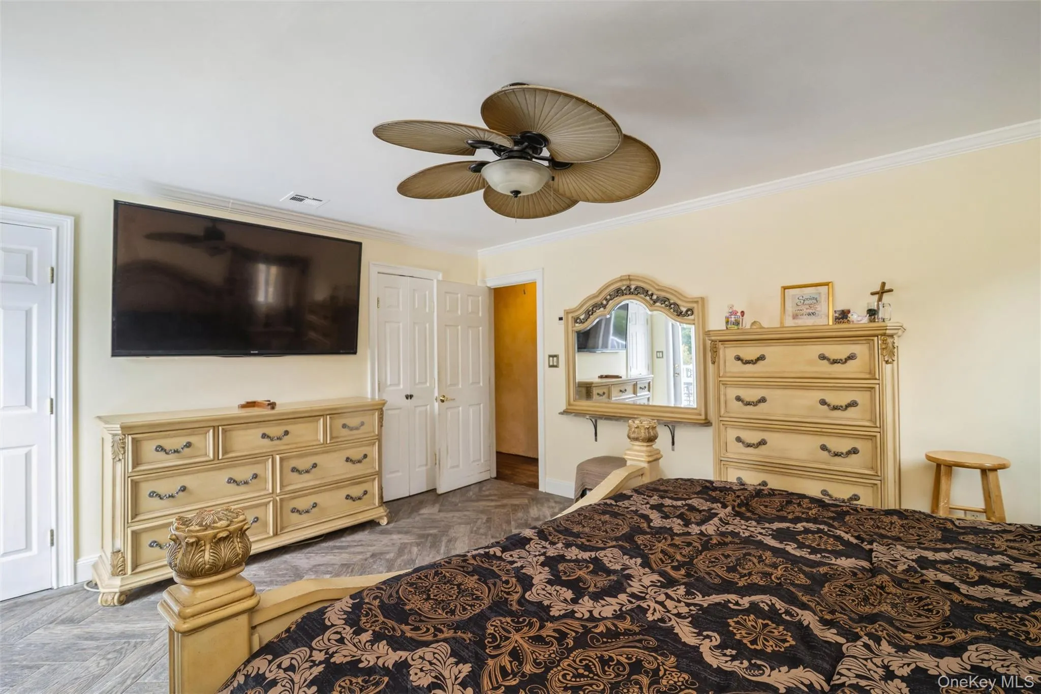 35 Peppermint Road, Smithtown, NY, 5 Bedrooms Bedrooms, 9 Rooms Rooms,3 BathroomsBathrooms,Residential,For Rent,Peppermint,0,1062529 35 Peppermint Road, Smithtown, NY, 5 Bedrooms Bedrooms, 9 Rooms Rooms,3 BathroomsBathrooms,Residential,For Rent,Peppermint,0,1062529