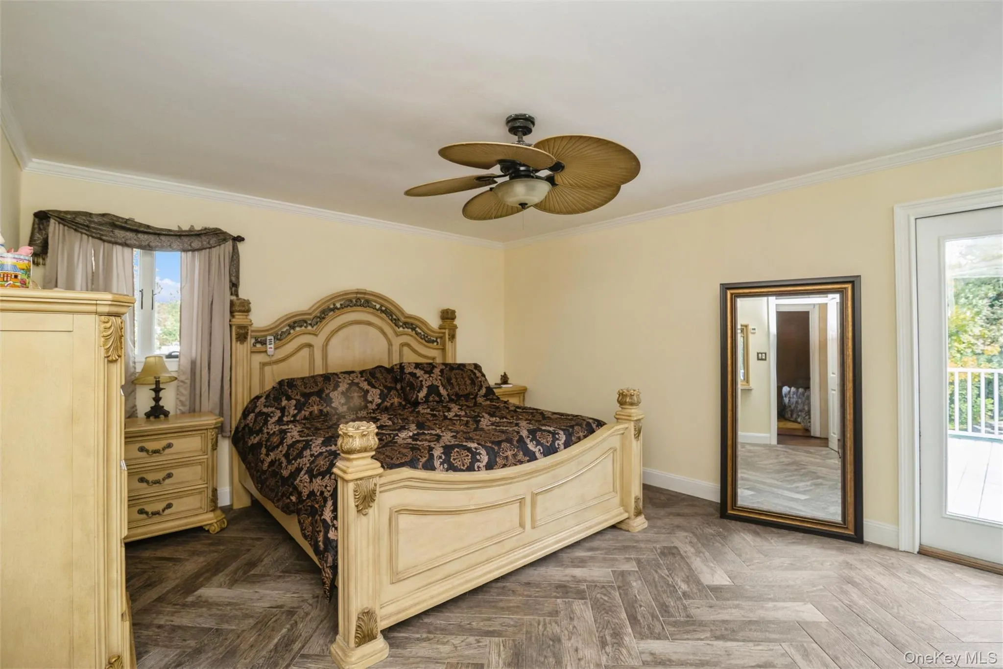 35 Peppermint Road, Smithtown, NY, 5 Bedrooms Bedrooms, 9 Rooms Rooms,3 BathroomsBathrooms,Residential,For Rent,Peppermint,0,1062529 35 Peppermint Road, Smithtown, NY, 5 Bedrooms Bedrooms, 9 Rooms Rooms,3 BathroomsBathrooms,Residential,For Rent,Peppermint,0,1062529