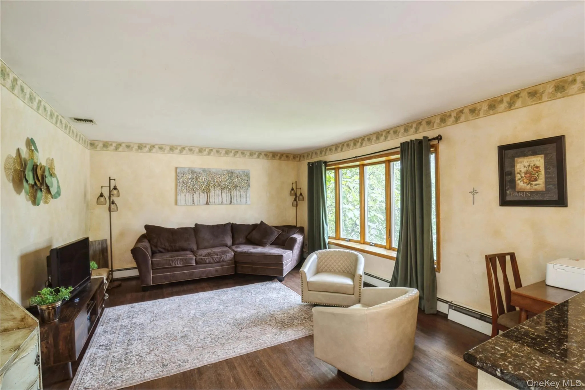 35 Peppermint Road, Smithtown, NY, 5 Bedrooms Bedrooms, 9 Rooms Rooms,3 BathroomsBathrooms,Residential,For Rent,Peppermint,0,1062529 35 Peppermint Road, Smithtown, NY, 5 Bedrooms Bedrooms, 9 Rooms Rooms,3 BathroomsBathrooms,Residential,For Rent,Peppermint,0,1062529