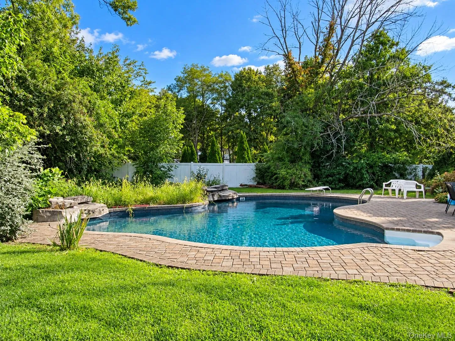 35 Peppermint Road, Smithtown, NY, 5 Bedrooms Bedrooms, 9 Rooms Rooms,3 BathroomsBathrooms,Residential,For Rent,Peppermint,0,1062529 35 Peppermint Road, Smithtown, NY, 5 Bedrooms Bedrooms, 9 Rooms Rooms,3 BathroomsBathrooms,Residential,For Rent,Peppermint,0,1062529