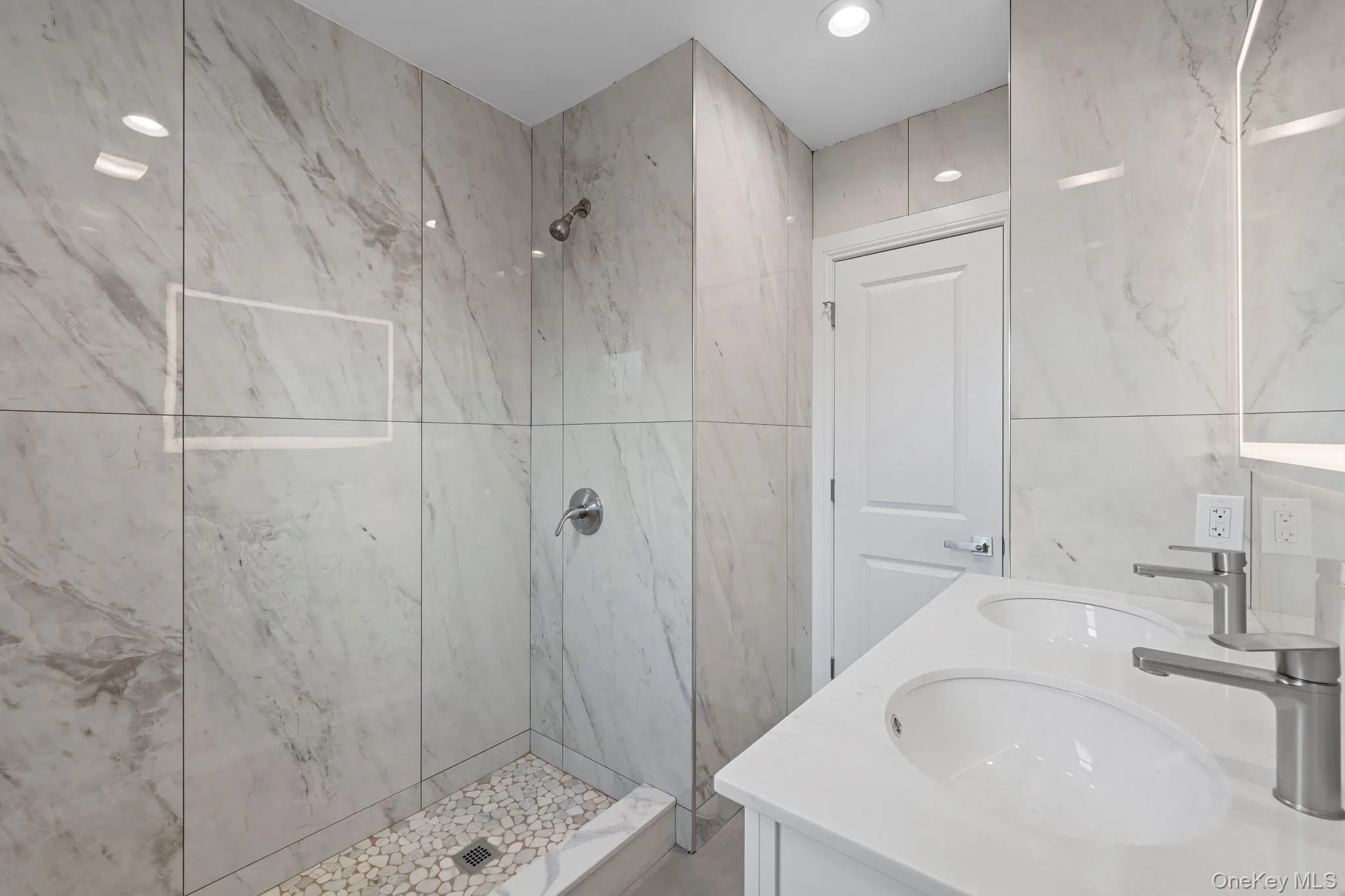 2 Fordham Place, Hempstead, NY, 3 Bedrooms Bedrooms, 6 Rooms Rooms,2 BathroomsBathrooms,Residential,For Rent,Fordham,0,1062533 2 Fordham Place, Hempstead, NY, 3 Bedrooms Bedrooms, 6 Rooms Rooms,2 BathroomsBathrooms,Residential,For Rent,Fordham,0,1062533