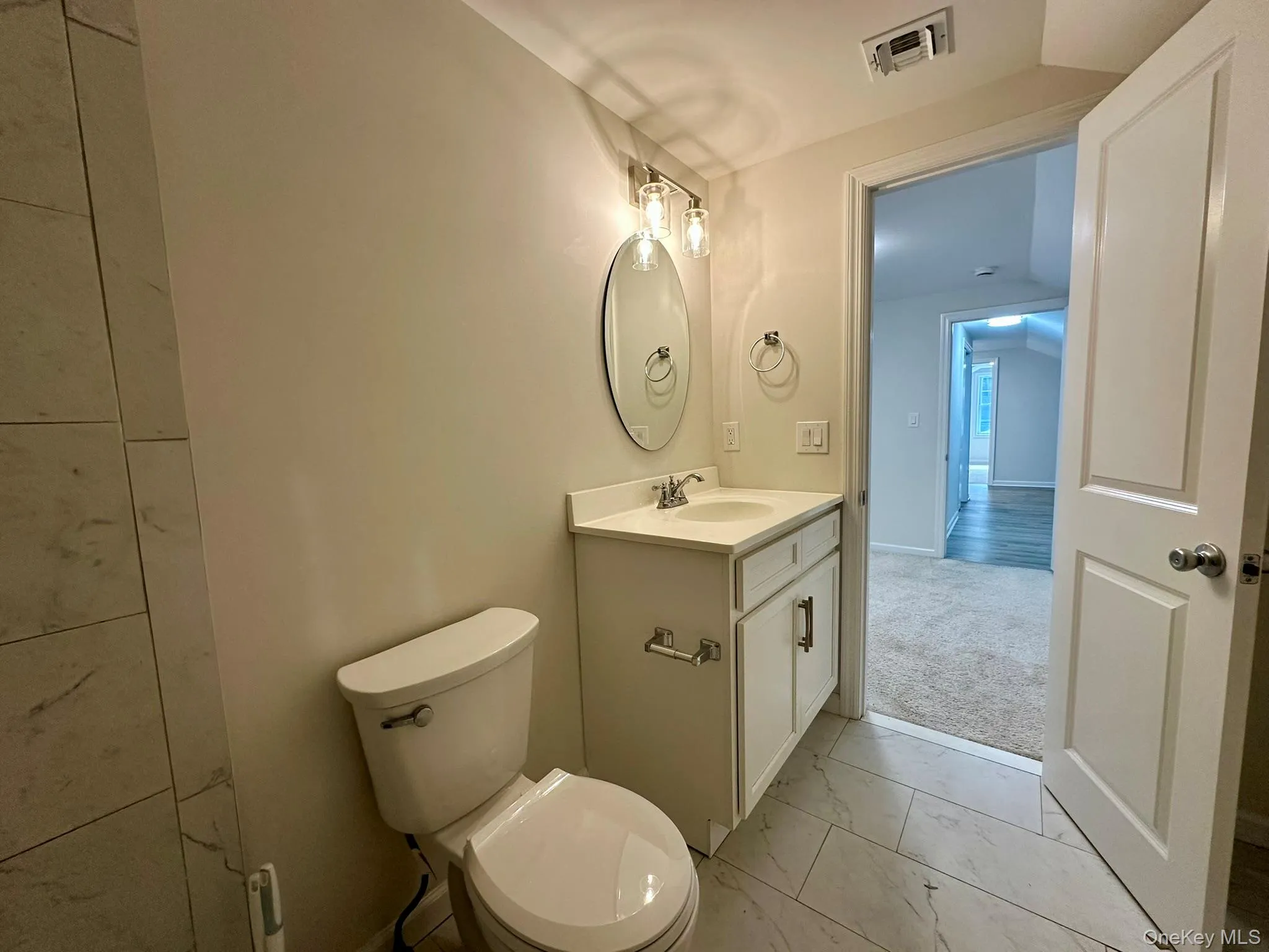 125 Main Street, Smithtown, NY, 4 Bedrooms Bedrooms, 9 Rooms Rooms,3 BathroomsBathrooms,Residential Lease,For Rent,Main,0,1062534 125 Main Street, Smithtown, NY, 4 Bedrooms Bedrooms, 9 Rooms Rooms,3 BathroomsBathrooms,Residential Lease,For Rent,Main,0,1062534