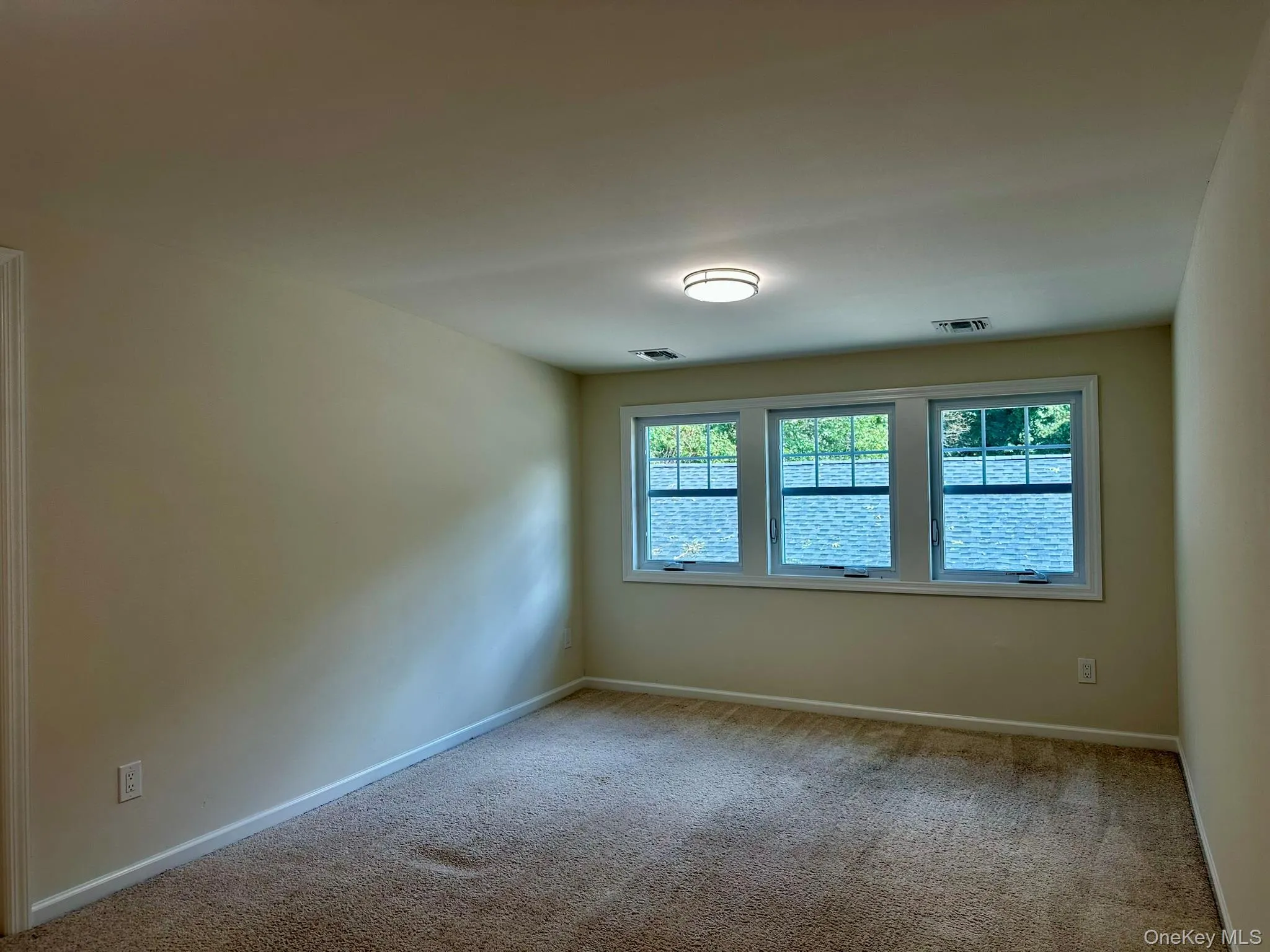 125 Main Street, Smithtown, NY, 4 Bedrooms Bedrooms, 9 Rooms Rooms,3 BathroomsBathrooms,Residential Lease,For Rent,Main,0,1062534 125 Main Street, Smithtown, NY, 4 Bedrooms Bedrooms, 9 Rooms Rooms,3 BathroomsBathrooms,Residential Lease,For Rent,Main,0,1062534