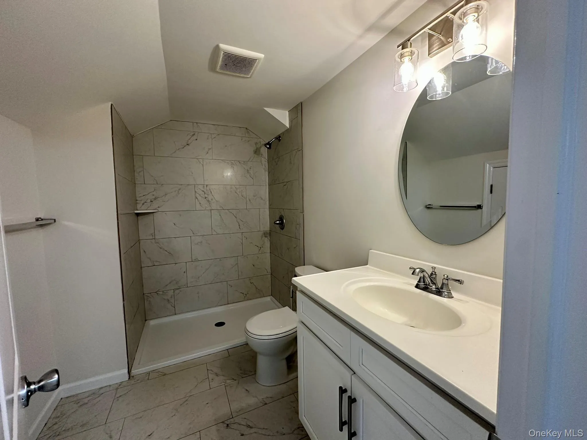 125 Main Street, Smithtown, NY, 4 Bedrooms Bedrooms, 9 Rooms Rooms,3 BathroomsBathrooms,Residential Lease,For Rent,Main,0,1062534 125 Main Street, Smithtown, NY, 4 Bedrooms Bedrooms, 9 Rooms Rooms,3 BathroomsBathrooms,Residential Lease,For Rent,Main,0,1062534