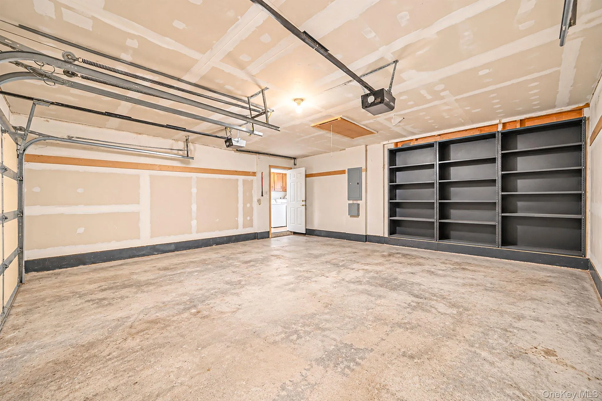 4 Inwood Road, Smithtown, NY, 3 Bedrooms Bedrooms, 10 Rooms Rooms,2 BathroomsBathrooms,Residential Lease,For Rent,Inwood,0,1062537 4 Inwood Road, Smithtown, NY, 3 Bedrooms Bedrooms, 10 Rooms Rooms,2 BathroomsBathrooms,Residential Lease,For Rent,Inwood,0,1062537