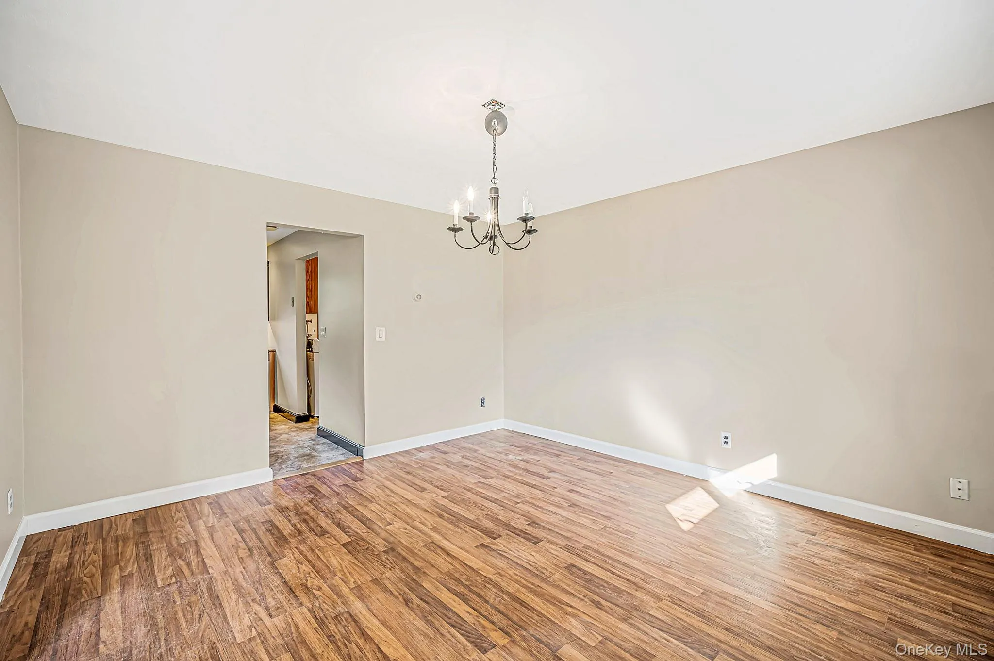 4 Inwood Road, Smithtown, NY, 3 Bedrooms Bedrooms, 10 Rooms Rooms,2 BathroomsBathrooms,Residential Lease,For Rent,Inwood,0,1062537 4 Inwood Road, Smithtown, NY, 3 Bedrooms Bedrooms, 10 Rooms Rooms,2 BathroomsBathrooms,Residential Lease,For Rent,Inwood,0,1062537