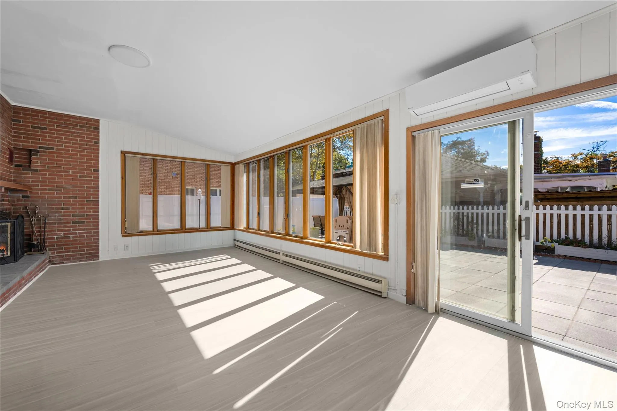 24420 73rd Avenue, New York, NY, 3 Bedrooms Bedrooms, 6 Rooms Rooms,3 BathroomsBathrooms,Residential,For Rent,73rd,0,1062541 24420 73rd Avenue, New York, NY, 3 Bedrooms Bedrooms, 6 Rooms Rooms,3 BathroomsBathrooms,Residential,For Rent,73rd,0,1062541
