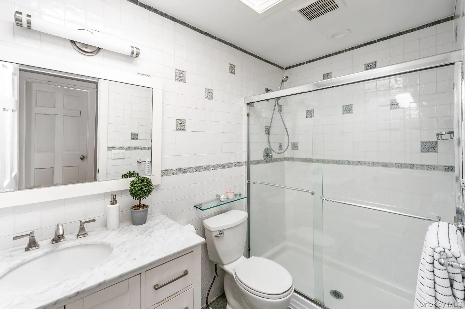 66 School Street, Southampton, NY, 3 Bedroom Bedrooms, 7 Room Rooms,3 BathroomBathrooms,Residential Lease,For Rent,School,0,1062546 66 School Street, Southampton, NY, 3 Bedroom Bedrooms, 7 Room Rooms,3 BathroomBathrooms,Residential Lease,For Rent,School,0,1062546