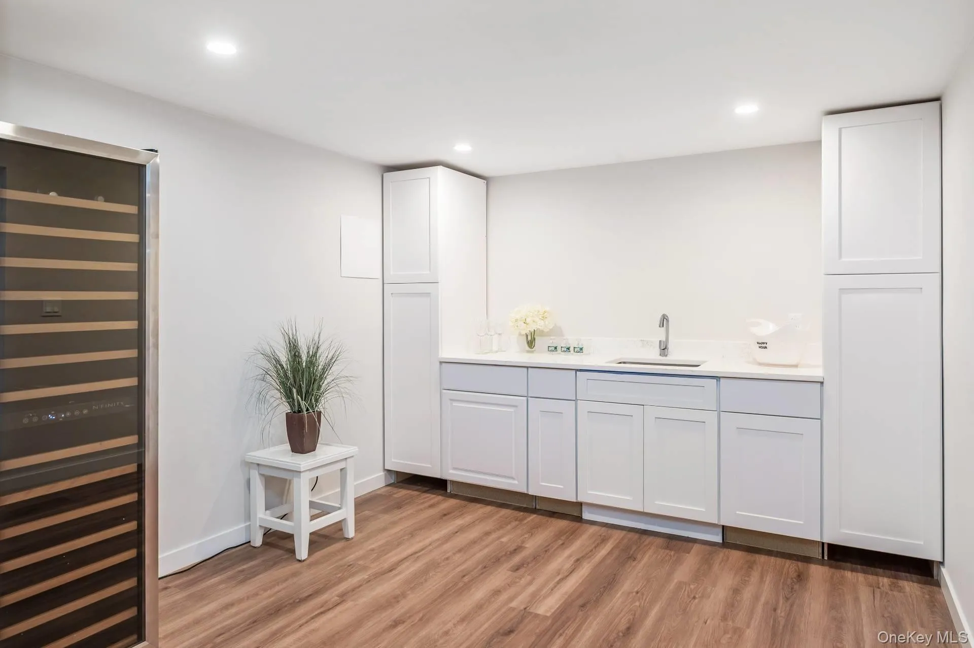 66 School Street, Southampton, NY, 3 Bedroom Bedrooms, 7 Room Rooms,3 BathroomBathrooms,Residential Lease,For Rent,School,0,1062546 66 School Street, Southampton, NY, 3 Bedroom Bedrooms, 7 Room Rooms,3 BathroomBathrooms,Residential Lease,For Rent,School,0,1062546