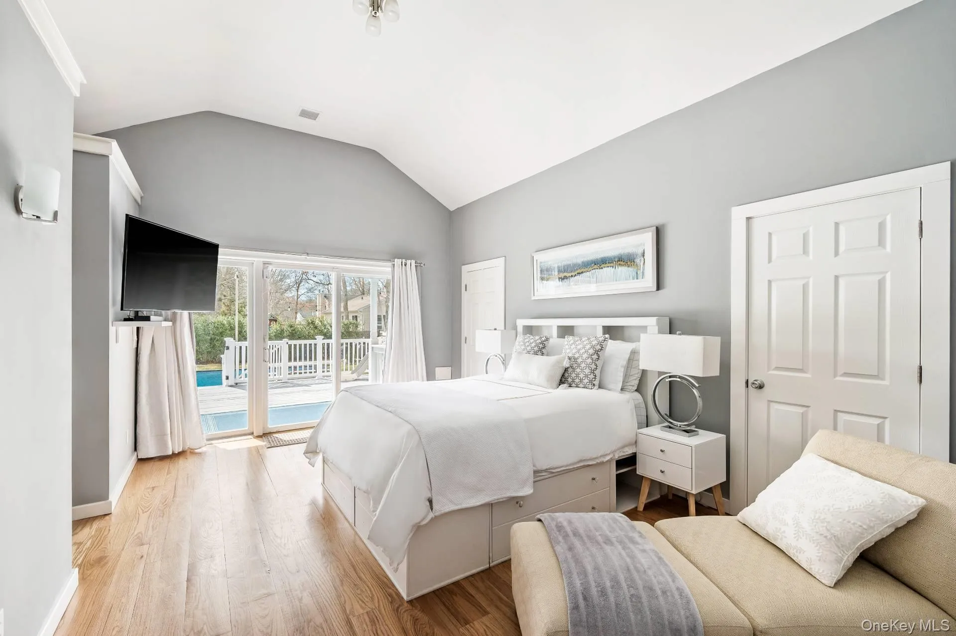 66 School Street, Southampton, NY, 3 Bedroom Bedrooms, 7 Room Rooms,3 BathroomBathrooms,Residential Lease,For Rent,School,0,1062546 66 School Street, Southampton, NY, 3 Bedroom Bedrooms, 7 Room Rooms,3 BathroomBathrooms,Residential Lease,For Rent,School,0,1062546