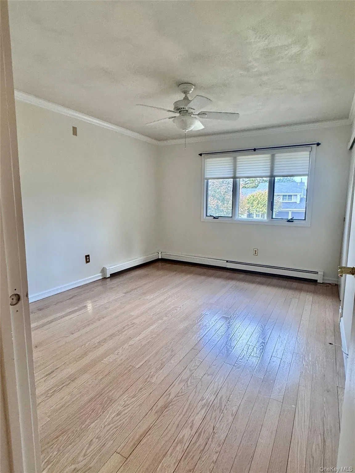51 Fleetwood Road, Huntington, NY, 4 Bedrooms Bedrooms, 8 Rooms Rooms,2 BathroomsBathrooms,Residential,For Rent,Fleetwood,0,1062555 51 Fleetwood Road, Huntington, NY, 4 Bedrooms Bedrooms, 8 Rooms Rooms,2 BathroomsBathrooms,Residential,For Rent,Fleetwood,0,1062555