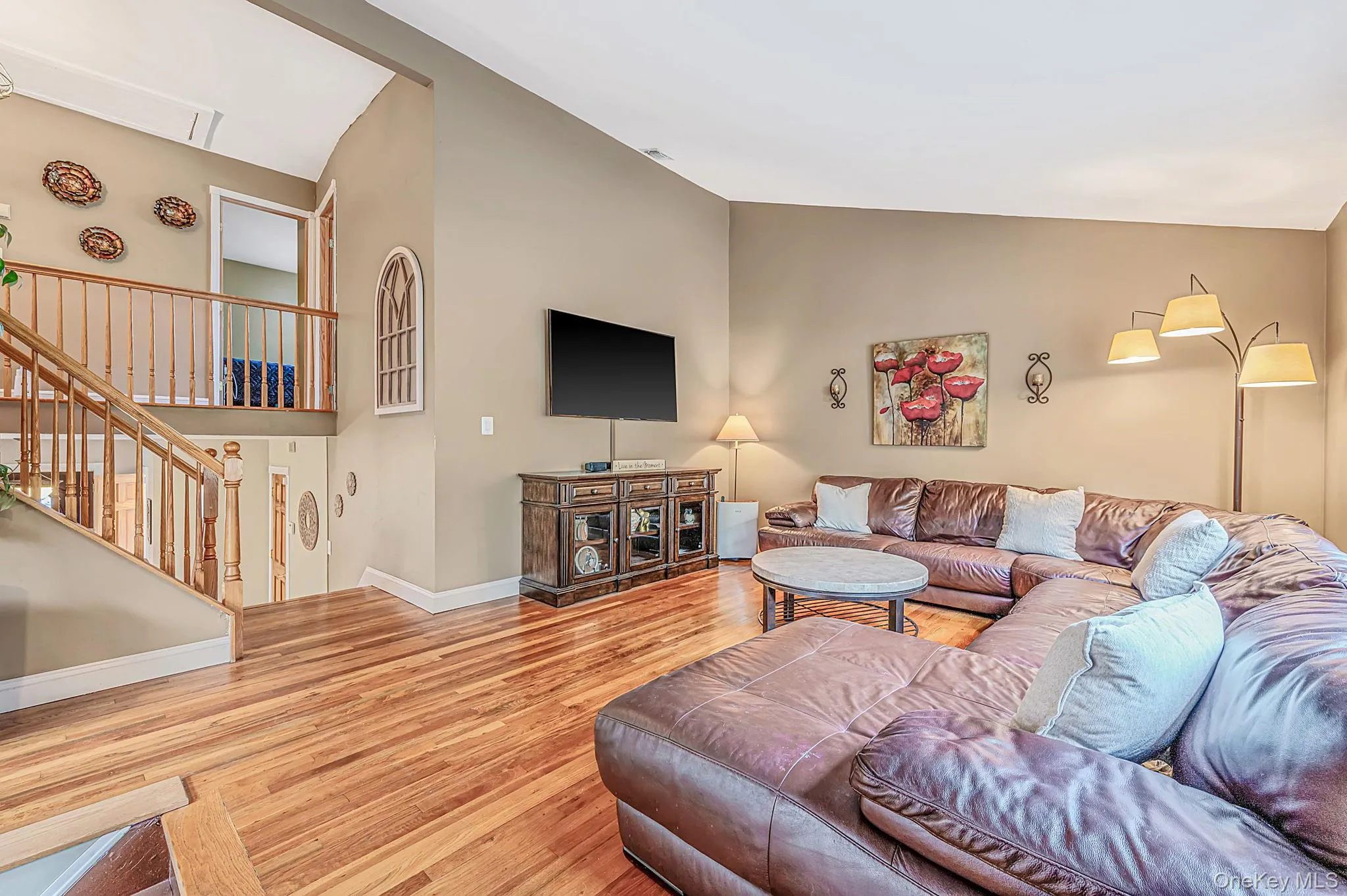 17 Hill Lane, Smithtown, NY, 4 Bedrooms Bedrooms, 8 Rooms Rooms,2 BathroomsBathrooms,Residential,For Rent,Hill,0,1062559 17 Hill Lane, Smithtown, NY, 4 Bedrooms Bedrooms, 8 Rooms Rooms,2 BathroomsBathrooms,Residential,For Rent,Hill,0,1062559