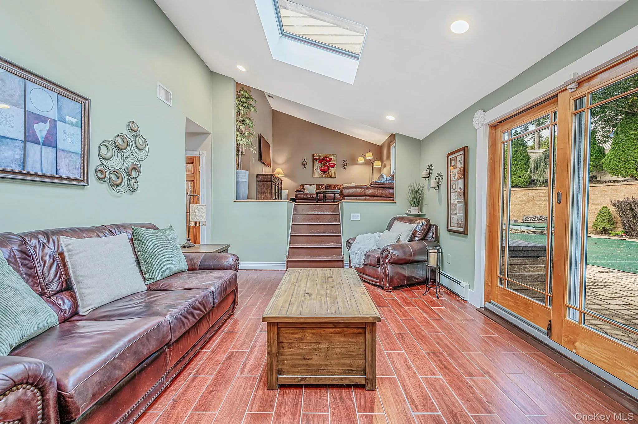 17 Hill Lane, Smithtown, NY, 4 Bedrooms Bedrooms, 8 Rooms Rooms,2 BathroomsBathrooms,Residential,For Rent,Hill,0,1062559 17 Hill Lane, Smithtown, NY, 4 Bedrooms Bedrooms, 8 Rooms Rooms,2 BathroomsBathrooms,Residential,For Rent,Hill,0,1062559
