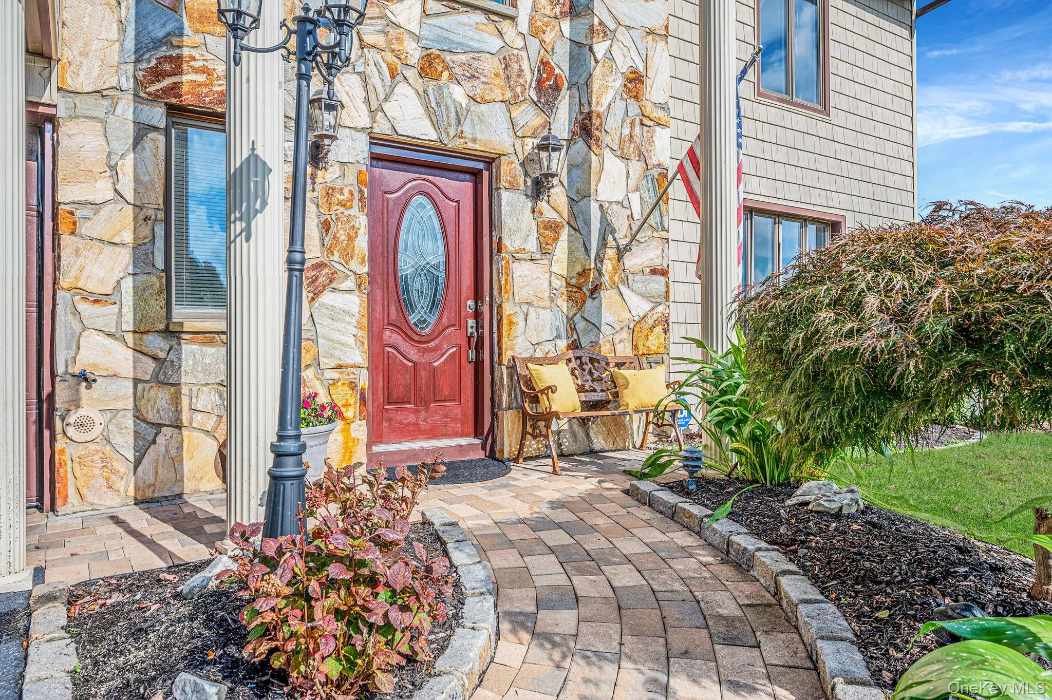 17 Hill Lane, Smithtown, NY, 4 Bedrooms Bedrooms, 8 Rooms Rooms,2 BathroomsBathrooms,Residential,For Rent,Hill,0,1062559 17 Hill Lane, Smithtown, NY, 4 Bedrooms Bedrooms, 8 Rooms Rooms,2 BathroomsBathrooms,Residential,For Rent,Hill,0,1062559