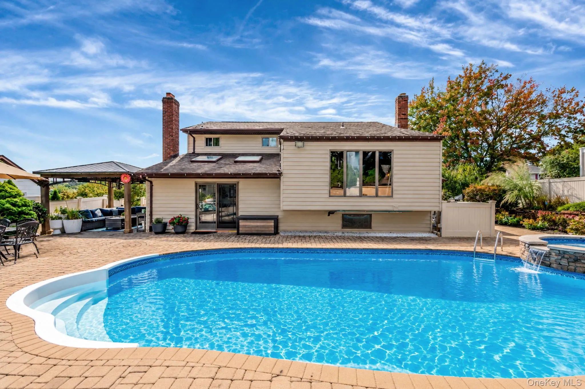 17 Hill Lane, Smithtown, NY, 4 Bedrooms Bedrooms, 8 Rooms Rooms,2 BathroomsBathrooms,Residential,For Rent,Hill,0,1062559 17 Hill Lane, Smithtown, NY, 4 Bedrooms Bedrooms, 8 Rooms Rooms,2 BathroomsBathrooms,Residential,For Rent,Hill,0,1062559