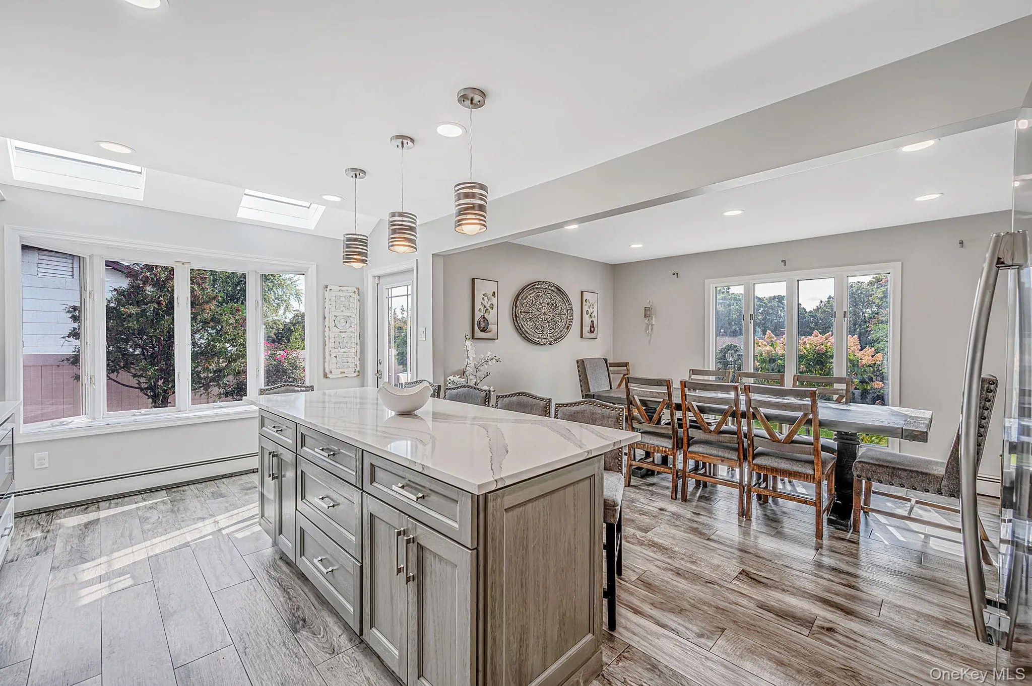 17 Hill Lane, Smithtown, NY, 4 Bedrooms Bedrooms, 8 Rooms Rooms,2 BathroomsBathrooms,Residential,For Rent,Hill,0,1062559 17 Hill Lane, Smithtown, NY, 4 Bedrooms Bedrooms, 8 Rooms Rooms,2 BathroomsBathrooms,Residential,For Rent,Hill,0,1062559
