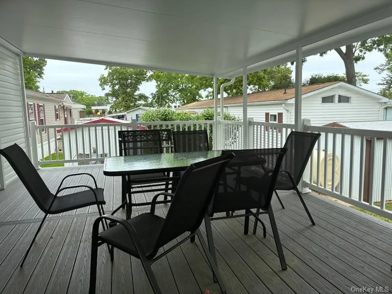 1661 Old Country Road, Riverhead, NY, 2 Bedrooms Bedrooms, 4 Rooms Rooms,1 BathroomBathrooms,Residential,For Rent,Old Country,0,1062563 1661 Old Country Road, Riverhead, NY, 2 Bedrooms Bedrooms, 4 Rooms Rooms,1 BathroomBathrooms,Residential,For Rent,Old Country,0,1062563