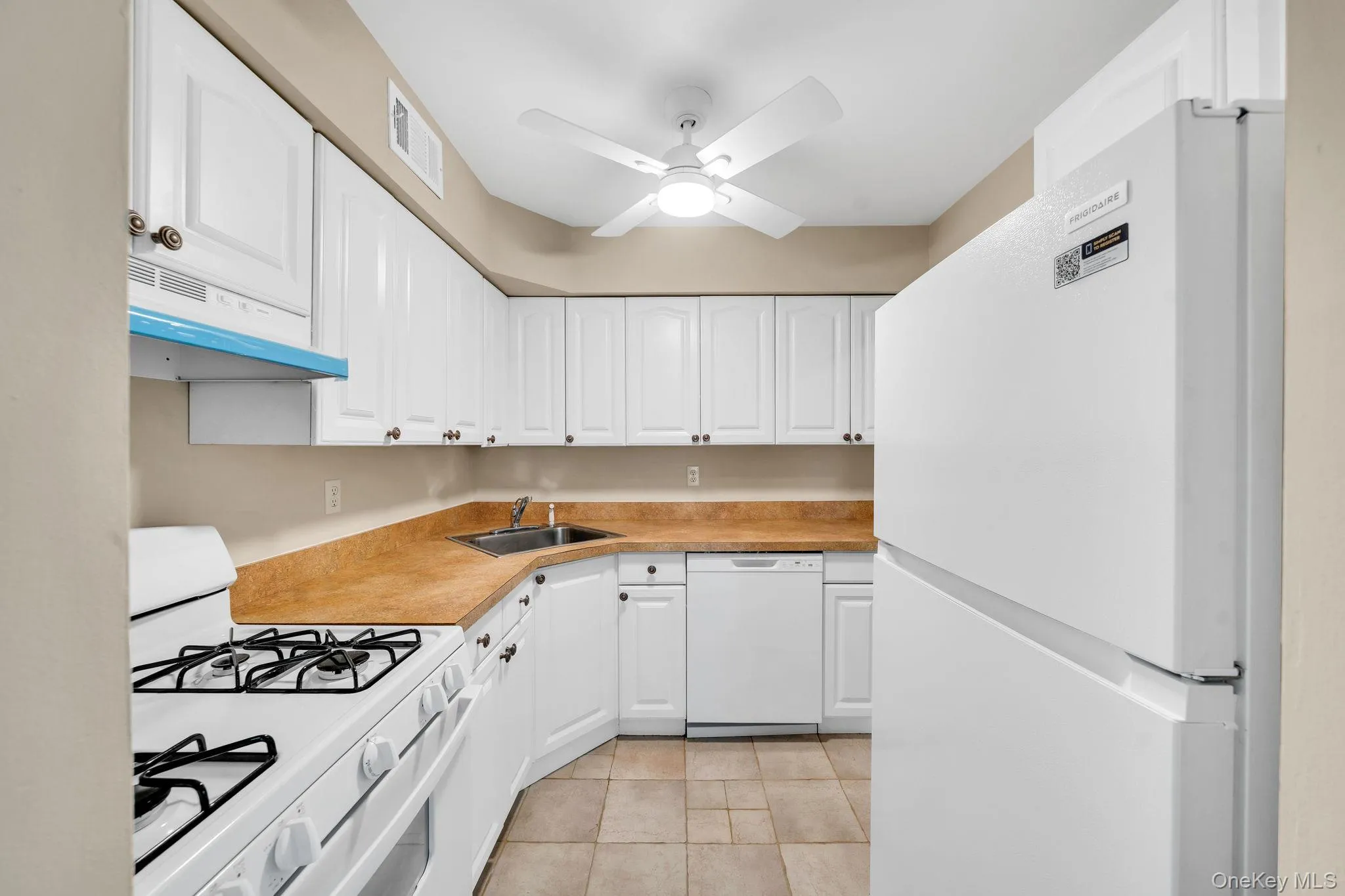 173 Fairview Circle, Brookhaven, NY, 2 Bedrooms Bedrooms, 4 Rooms Rooms,1 BathroomBathrooms,Residential,For Rent,Fairview,0,1062578 173 Fairview Circle, Brookhaven, NY, 2 Bedrooms Bedrooms, 4 Rooms Rooms,1 BathroomBathrooms,Residential,For Rent,Fairview,0,1062578