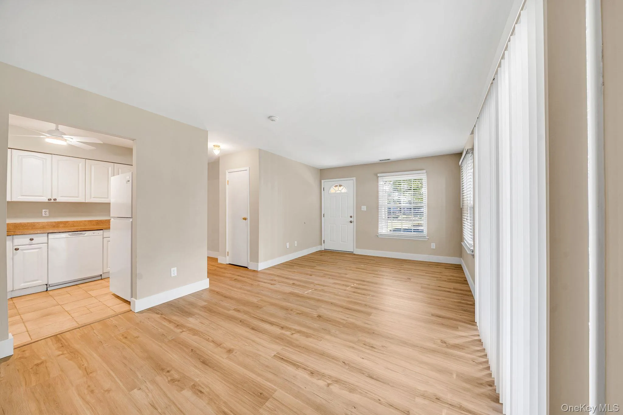 173 Fairview Circle, Brookhaven, NY, 2 Bedrooms Bedrooms, 4 Rooms Rooms,1 BathroomBathrooms,Residential,For Rent,Fairview,0,1062578 173 Fairview Circle, Brookhaven, NY, 2 Bedrooms Bedrooms, 4 Rooms Rooms,1 BathroomBathrooms,Residential,For Rent,Fairview,0,1062578