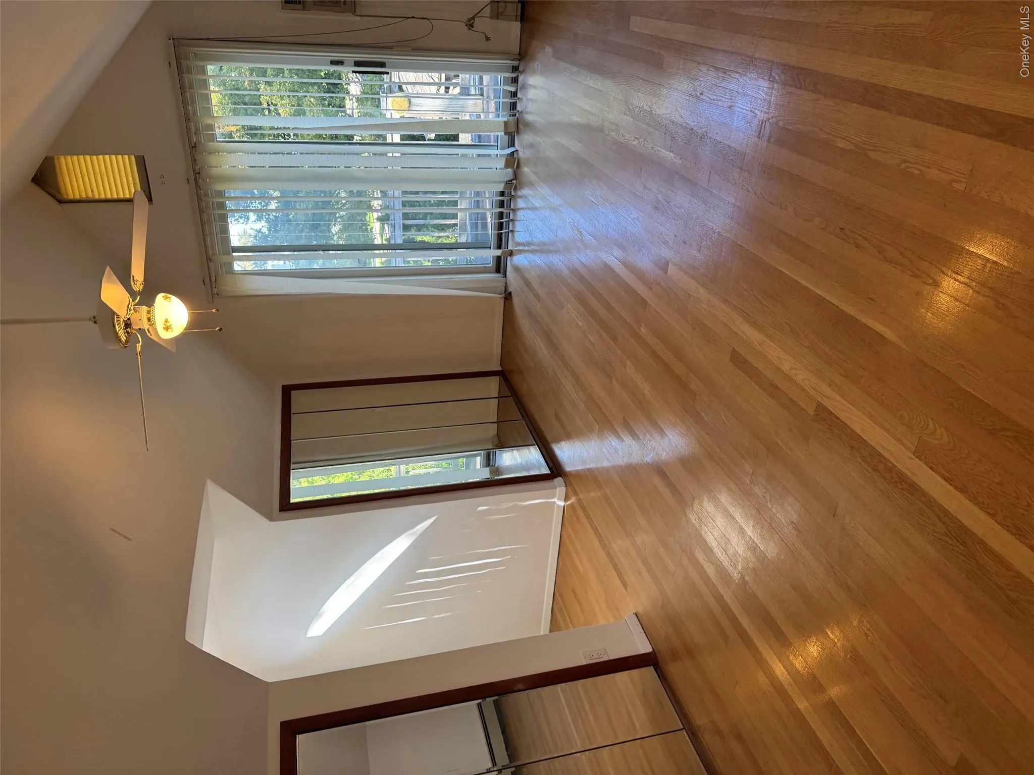 102 Hillside Park Drive, North Hempstead, NY, 3 Bedroom Bedrooms, 7 Room Rooms,2 BathroomBathrooms,Residential Lease,For Rent,Hillside Park,0,1062582 102 Hillside Park Drive, North Hempstead, NY, 3 Bedroom Bedrooms, 7 Room Rooms,2 BathroomBathrooms,Residential Lease,For Rent,Hillside Park,0,1062582