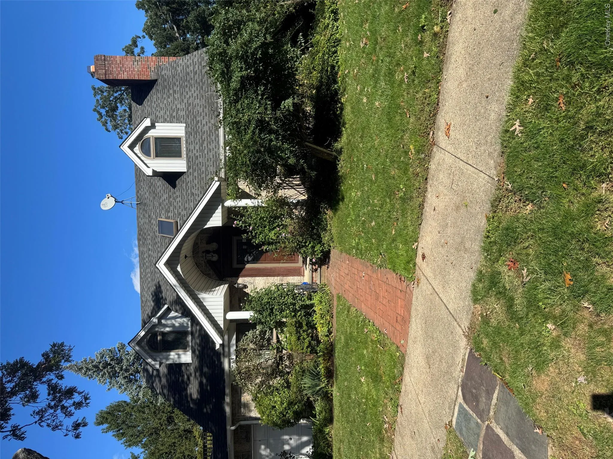 102 Hillside Park Drive, North Hempstead, NY, 3 Bedroom Bedrooms, 7 Room Rooms,2 BathroomBathrooms,Residential Lease,For Rent,Hillside Park,0,1062582 102 Hillside Park Drive, North Hempstead, NY, 3 Bedroom Bedrooms, 7 Room Rooms,2 BathroomBathrooms,Residential Lease,For Rent,Hillside Park,0,1062582