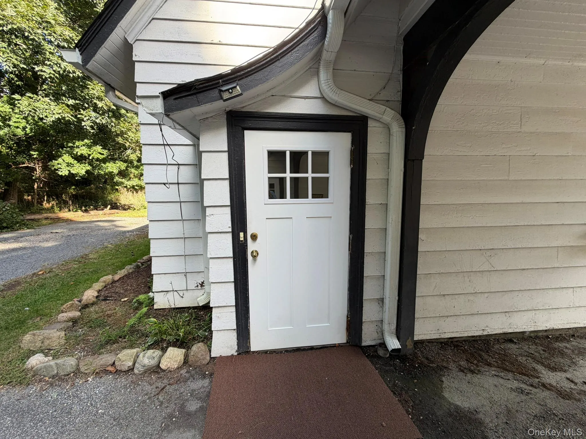 1864 Muttontown, Oyster Bay, NY, 2 Bedroom Bedrooms, 4 Room Rooms,1 BathroomBathrooms,Residential Lease,For Rent,Muttontown,0,1062585 1864 Muttontown, Oyster Bay, NY, 2 Bedroom Bedrooms, 4 Room Rooms,1 BathroomBathrooms,Residential Lease,For Rent,Muttontown,0,1062585
