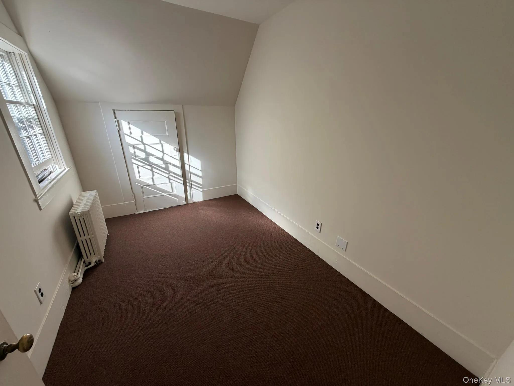 1864 Muttontown, Oyster Bay, NY, 2 Bedroom Bedrooms, 4 Room Rooms,1 BathroomBathrooms,Residential Lease,For Rent,Muttontown,0,1062585 1864 Muttontown, Oyster Bay, NY, 2 Bedroom Bedrooms, 4 Room Rooms,1 BathroomBathrooms,Residential Lease,For Rent,Muttontown,0,1062585