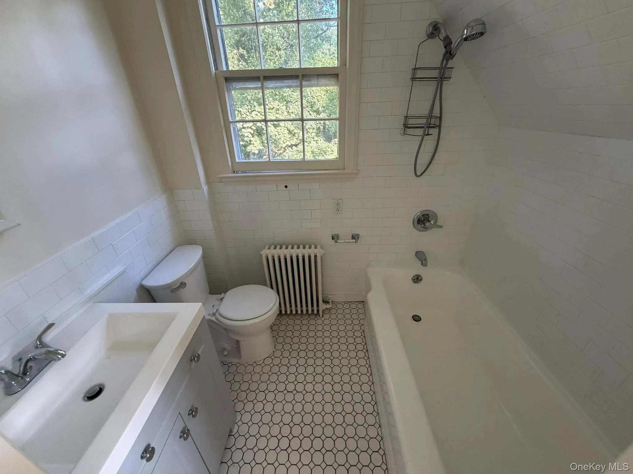 1864 Muttontown, Oyster Bay, NY, 2 Bedroom Bedrooms, 4 Room Rooms,1 BathroomBathrooms,Residential Lease,For Rent,Muttontown,0,1062585 1864 Muttontown, Oyster Bay, NY, 2 Bedroom Bedrooms, 4 Room Rooms,1 BathroomBathrooms,Residential Lease,For Rent,Muttontown,0,1062585