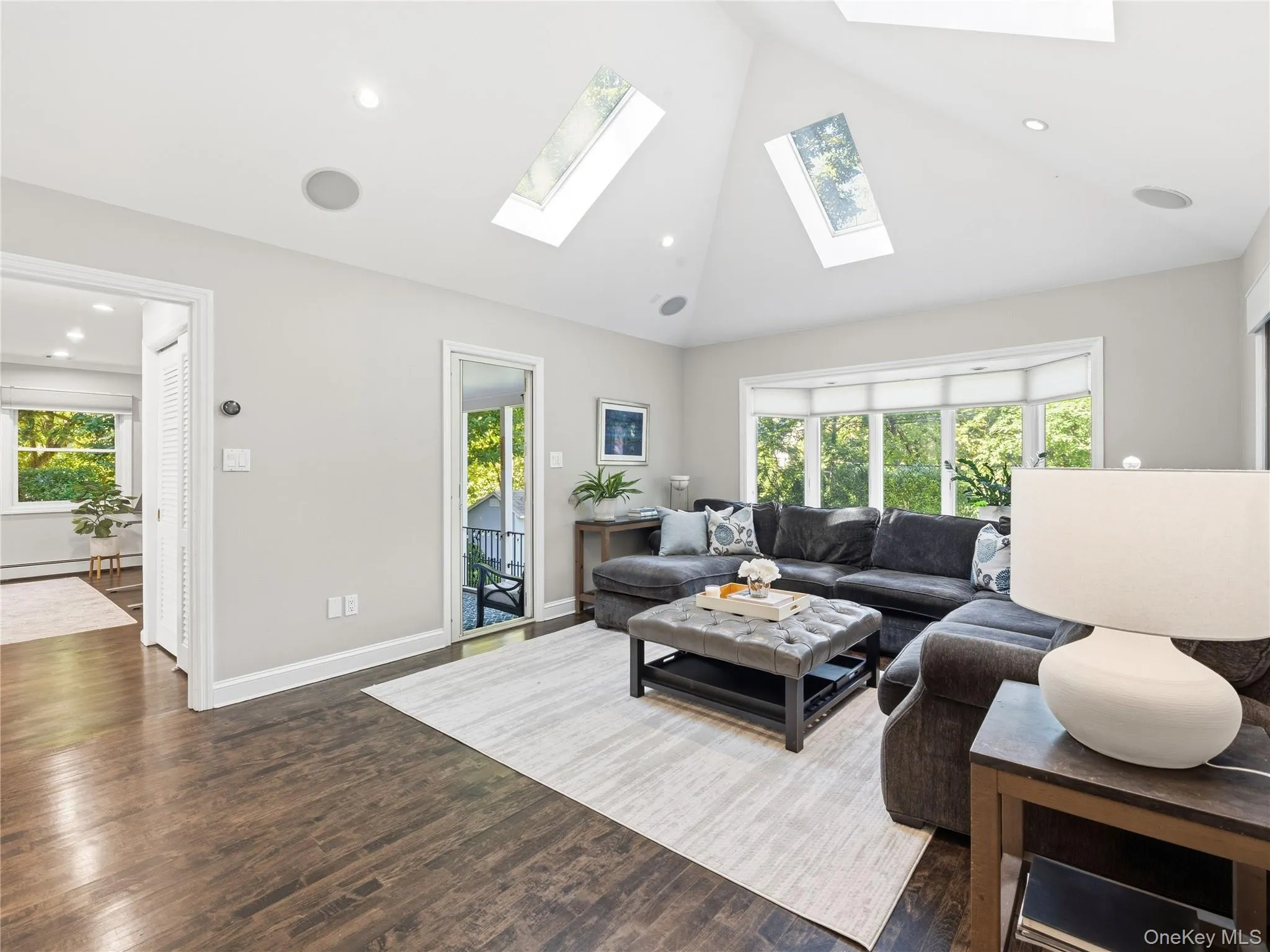 95 Dartmouth Road, North Hempstead, NY, 5 Bedrooms Bedrooms, 9 Rooms Rooms,3 BathroomsBathrooms,Residential,For Rent,Dartmouth,0,1062593 95 Dartmouth Road, North Hempstead, NY, 5 Bedrooms Bedrooms, 9 Rooms Rooms,3 BathroomsBathrooms,Residential,For Rent,Dartmouth,0,1062593