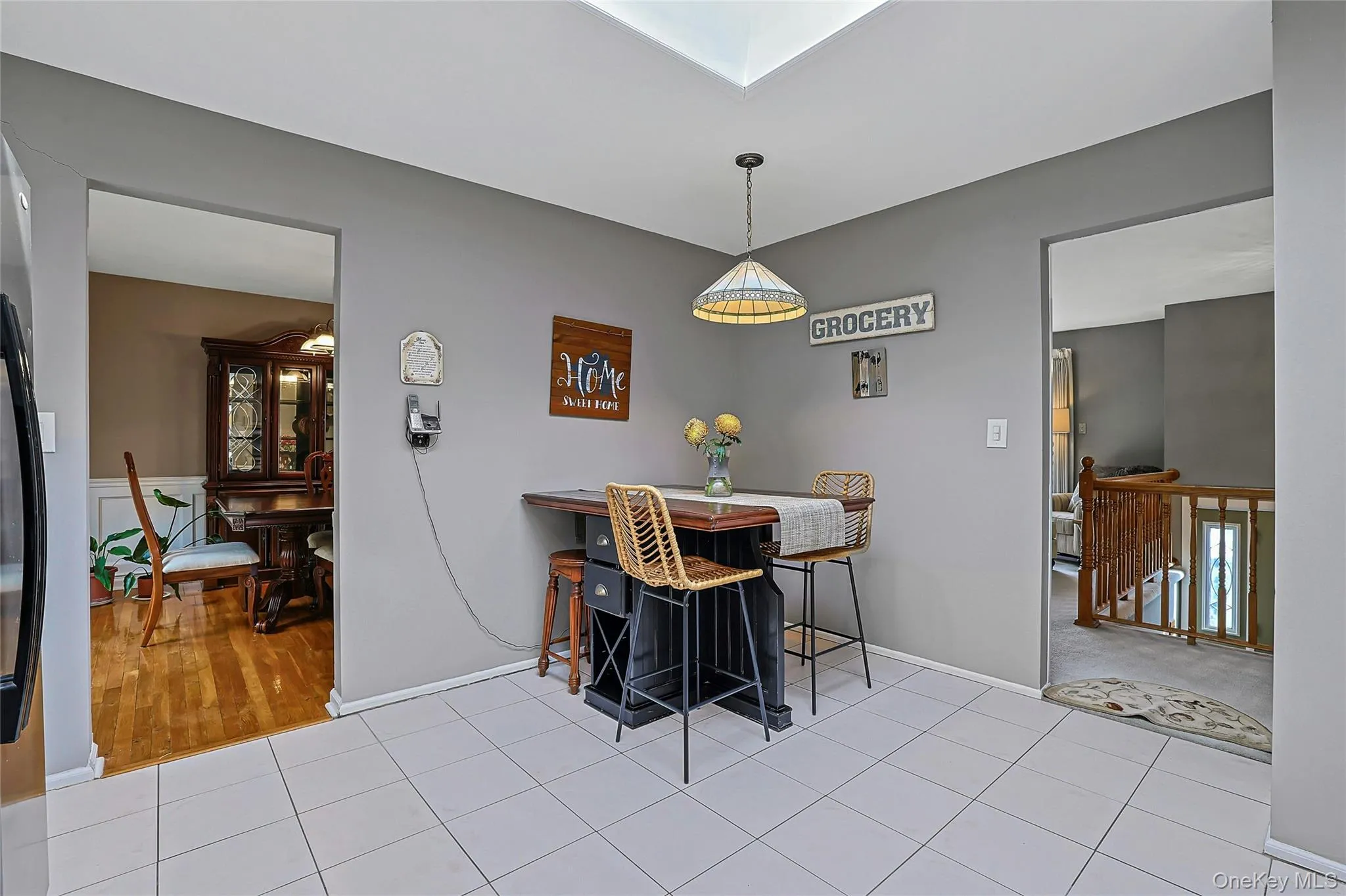 40 Lake Nanuet Drive, Clarkstown, NY, 4 Bedrooms Bedrooms, 9 Rooms Rooms,2 BathroomsBathrooms,Residential,For Rent,Lake Nanuet,0,1062597 40 Lake Nanuet Drive, Clarkstown, NY, 4 Bedrooms Bedrooms, 9 Rooms Rooms,2 BathroomsBathrooms,Residential,For Rent,Lake Nanuet,0,1062597